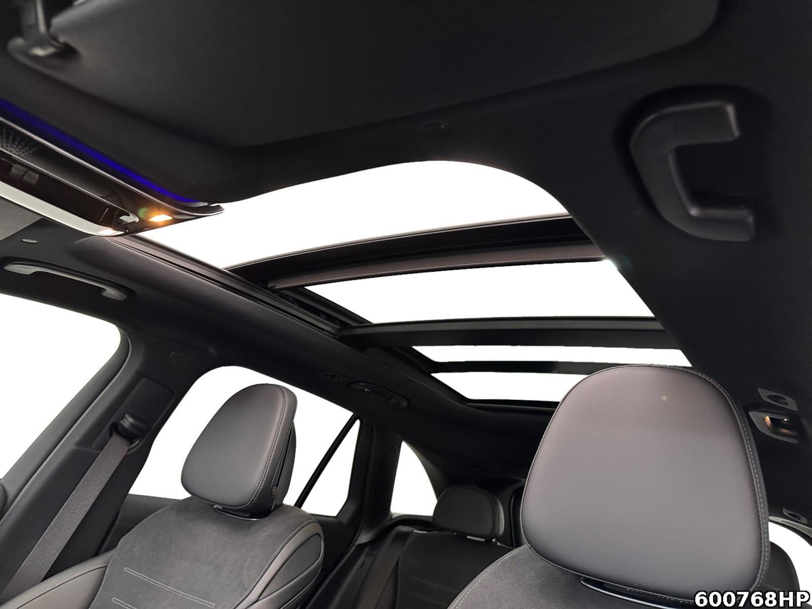 Fahrzeugabbildung Mercedes-Benz GLC 300 e 4M AMG Night Pano AHK Ambiente Memory