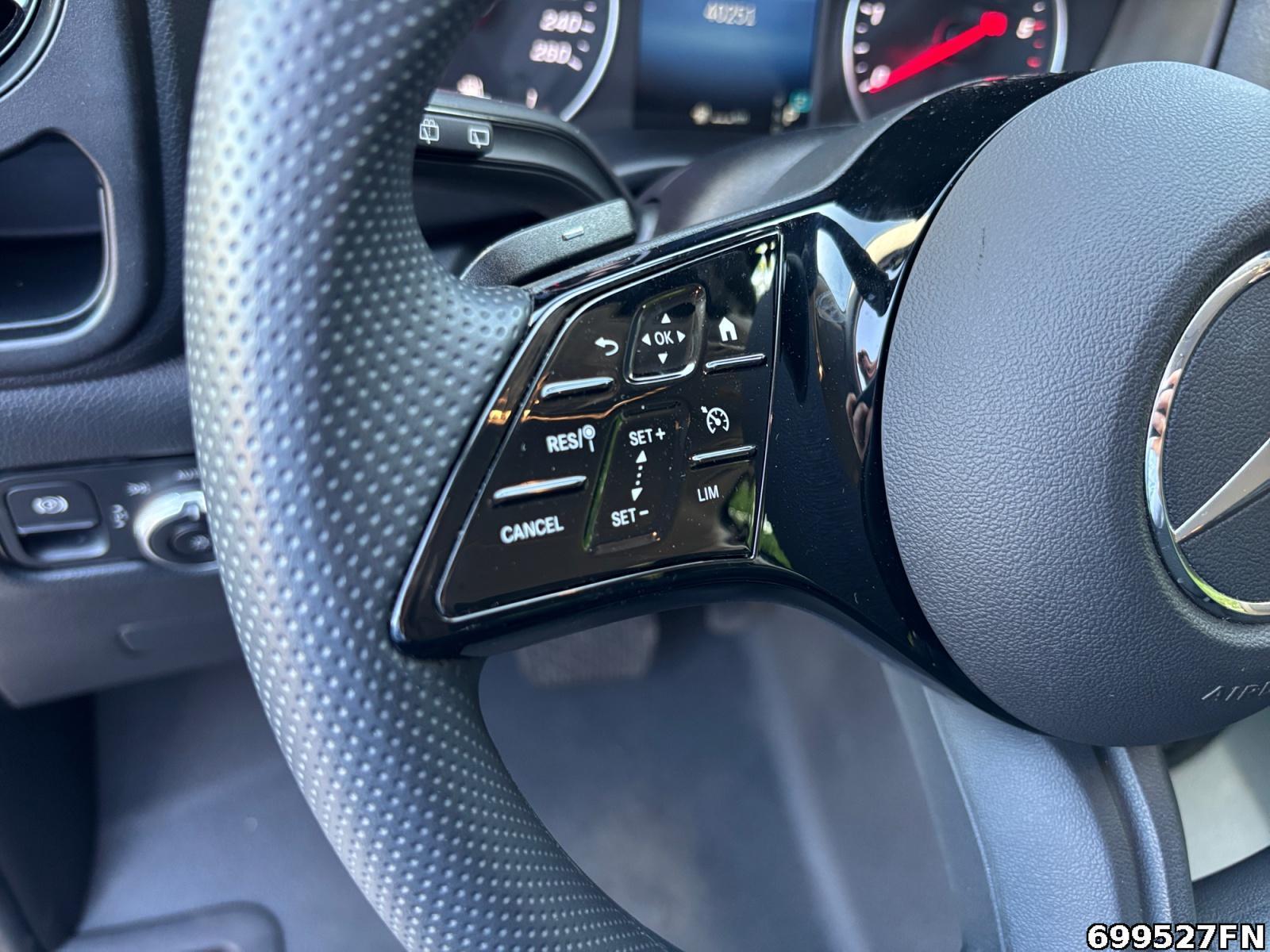 Fahrzeugabbildung Mercedes-Benz Vito 116 CDI Tourer PRO L*E-Türen*Kamera*Spurha