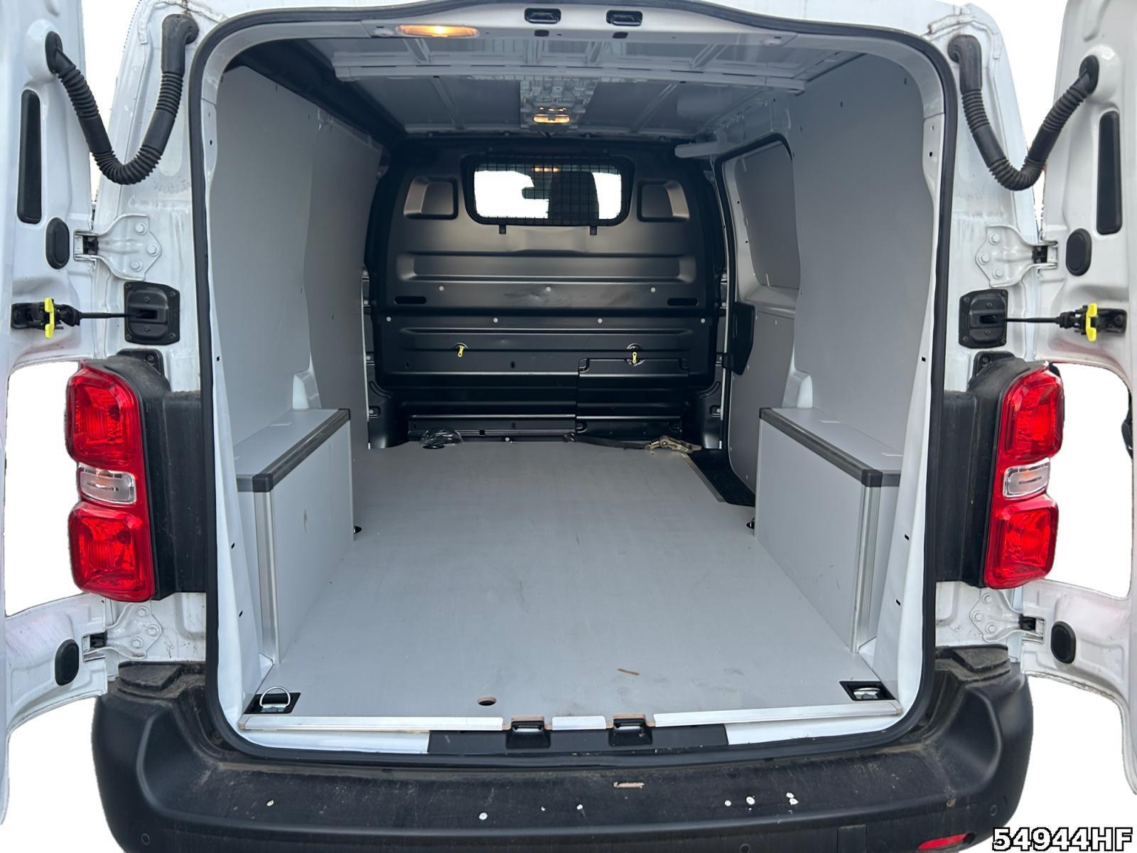 Fahrzeugabbildung Citroën Jumpy NFZ Standard Elektro