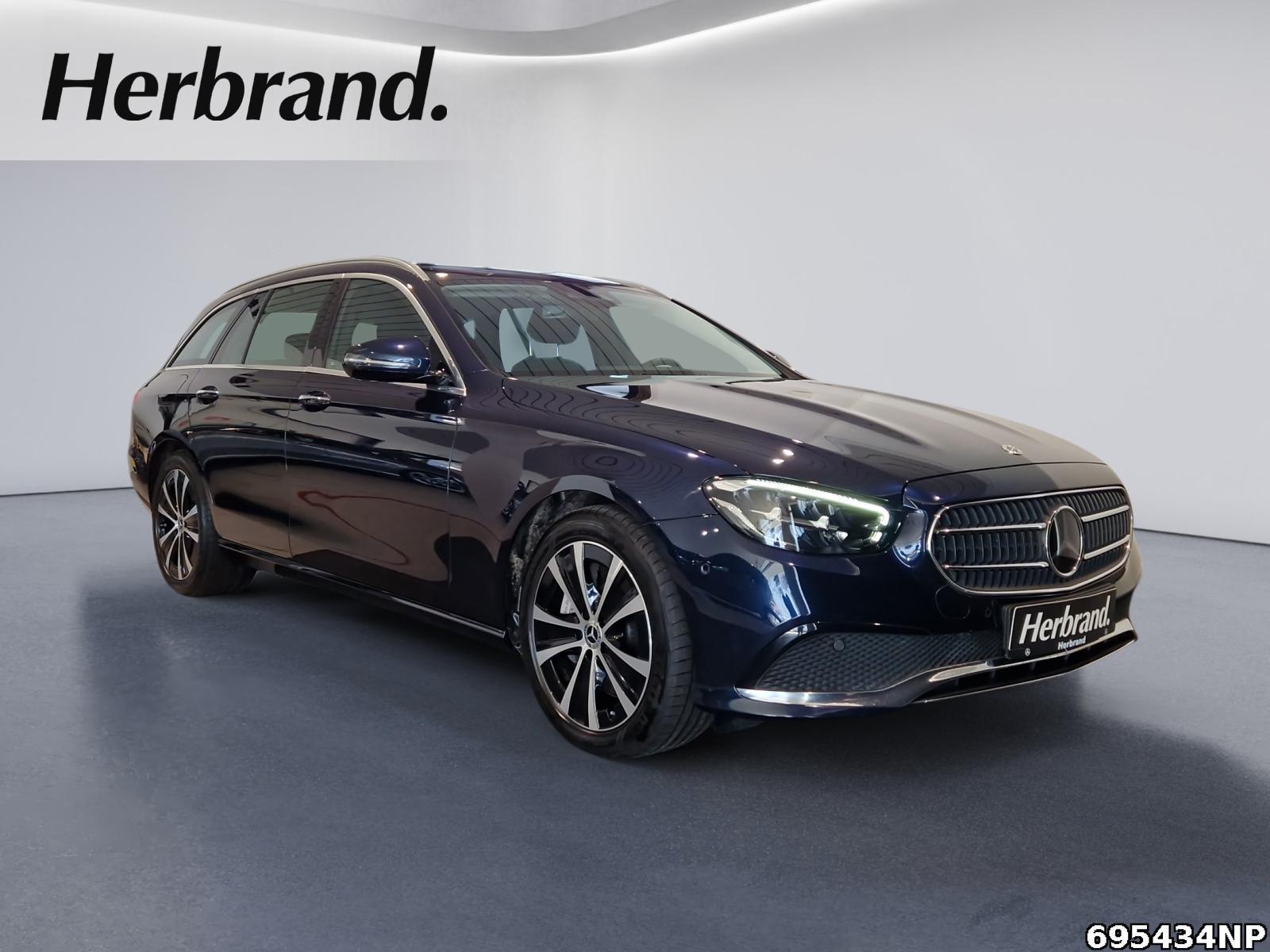 Fahrzeugabbildung Mercedes-Benz E 300 T Avantgarde DISTRONIC LED CarPlay