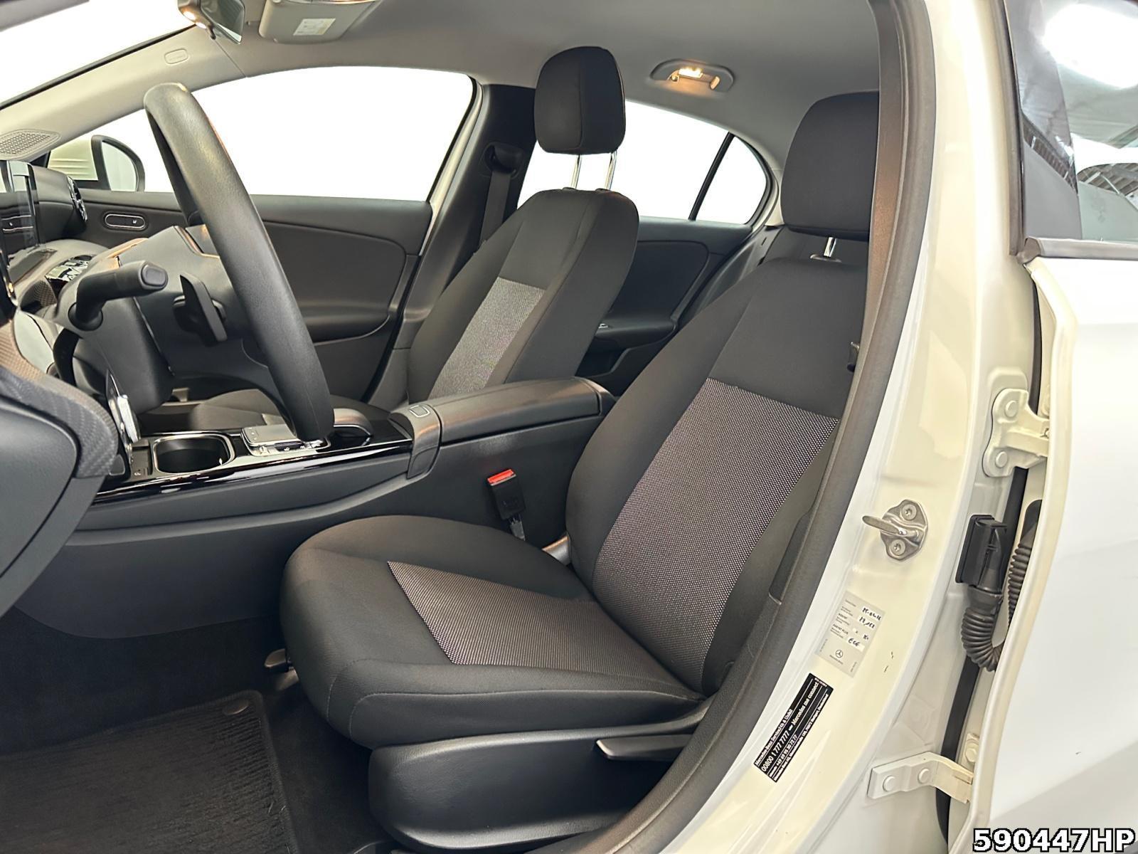 Fahrzeugabbildung Mercedes-Benz A 200 *Automatik Tempomat Spurhalte Parktronic