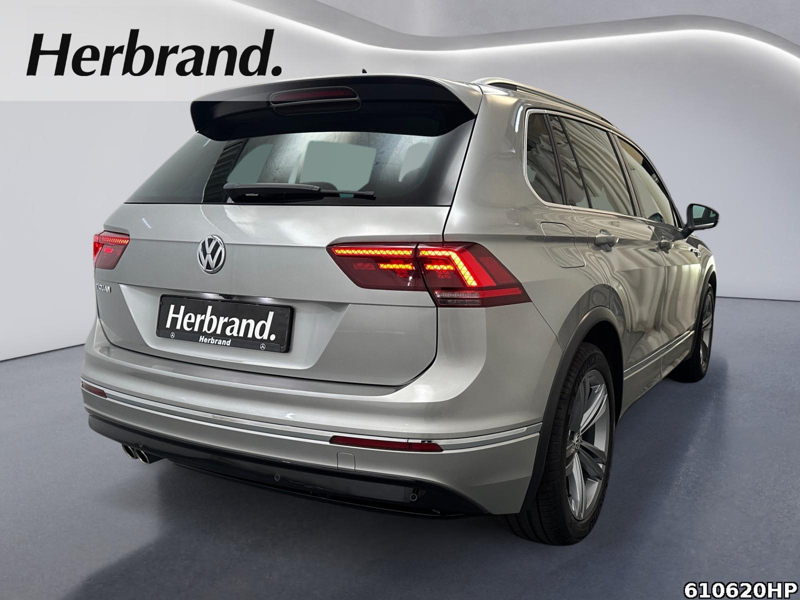 Fahrzeugabbildung Volkswagen Tiguan 1.5 TSI Highline- R-Line AHK LED 19