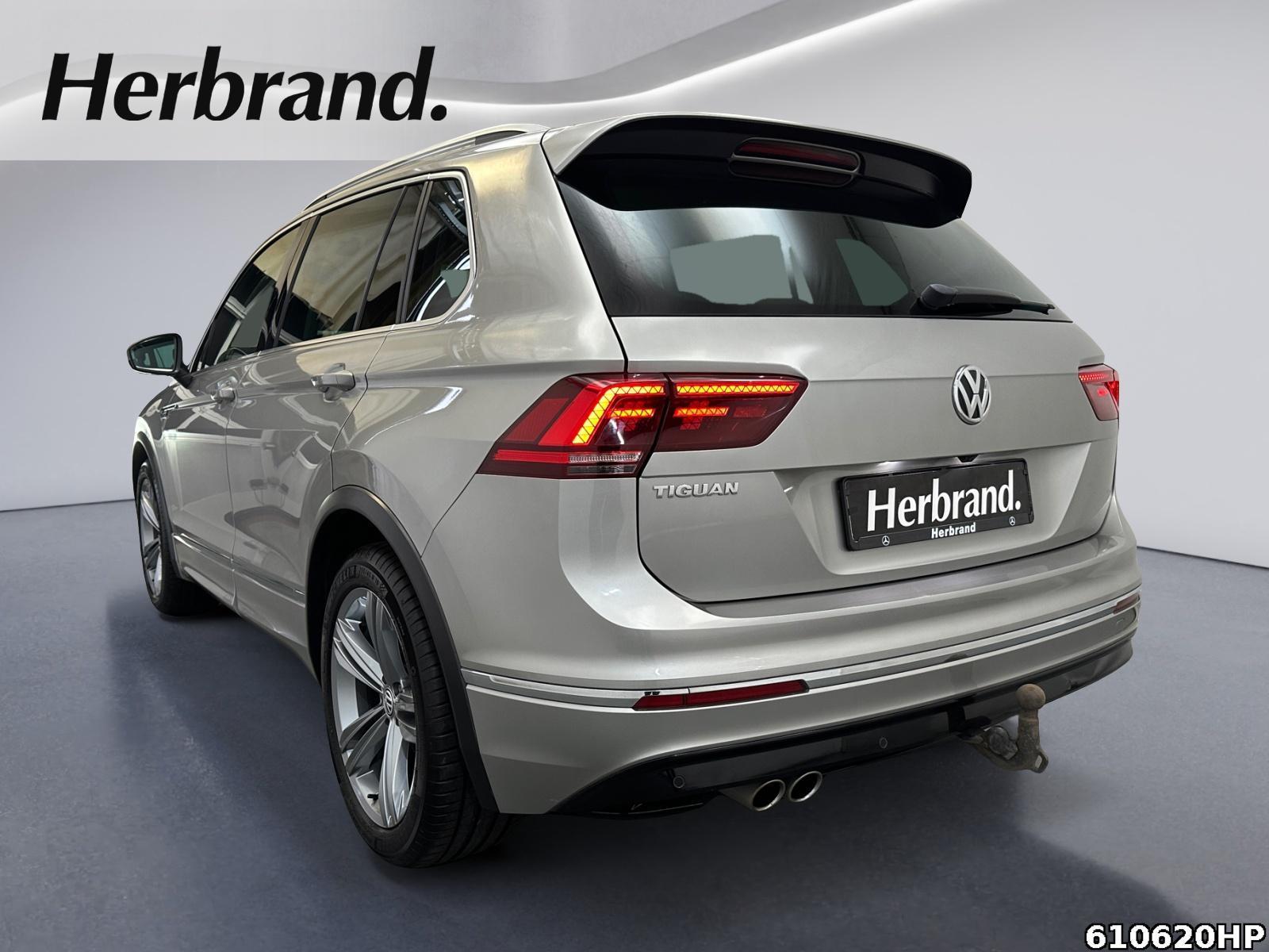 Fahrzeugabbildung Volkswagen Tiguan 1.5 TSI Highline- R-Line AHK LED 19