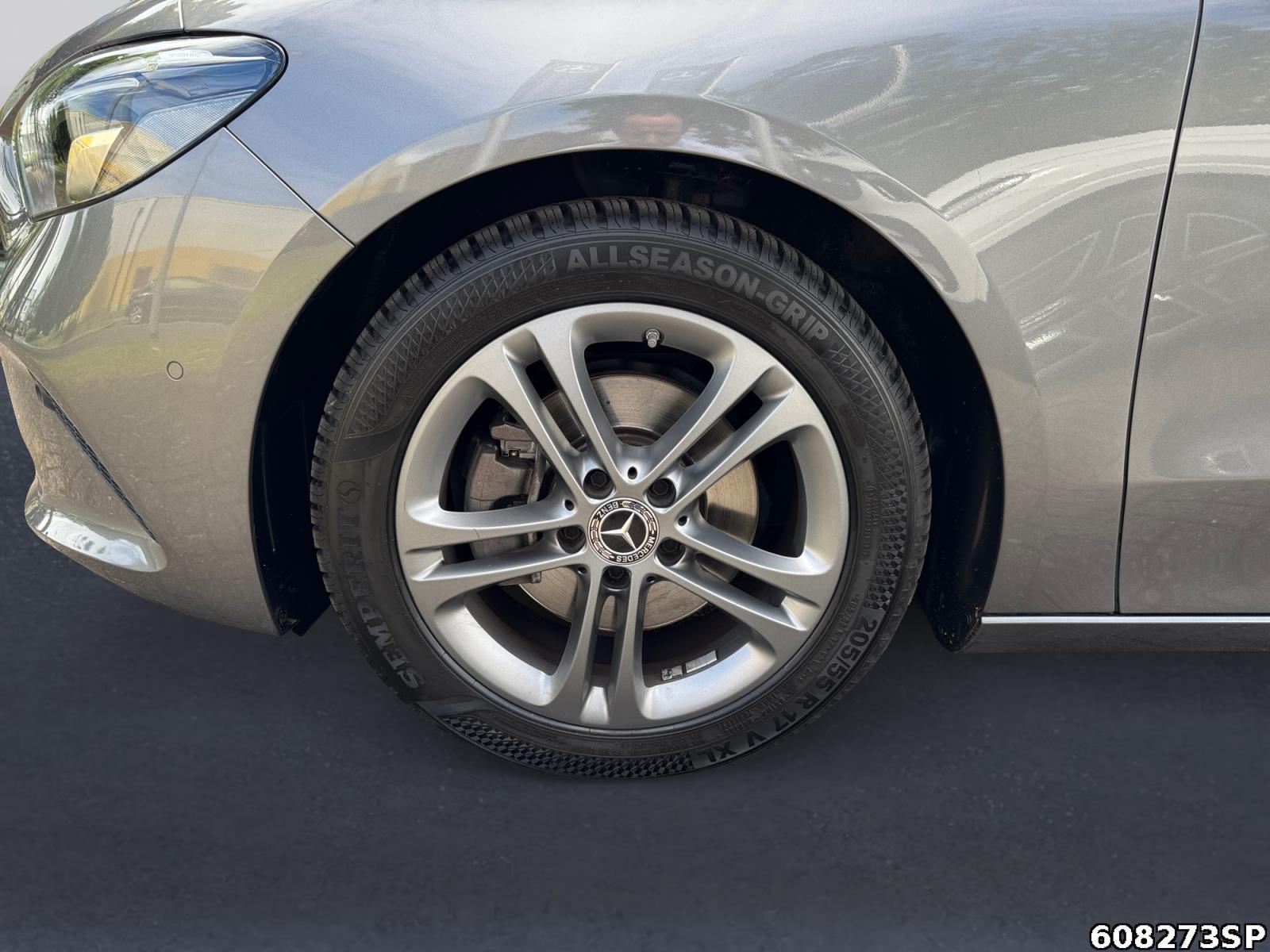 Fahrzeugabbildung Mercedes-Benz B 200 Progressive LED Navi Parkpaket Volldigital