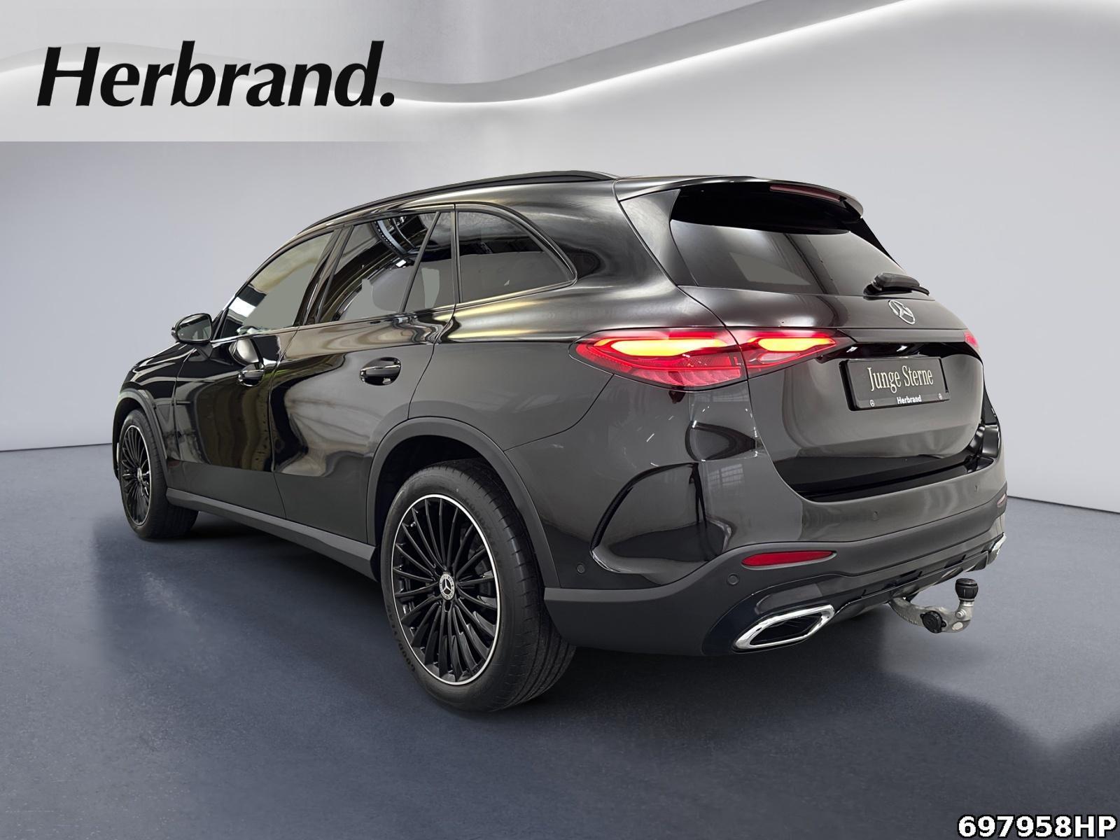 Fahrzeugabbildung Mercedes-Benz GLC 300 4M AMG Pano AHK Night Memory Lenkradhzg