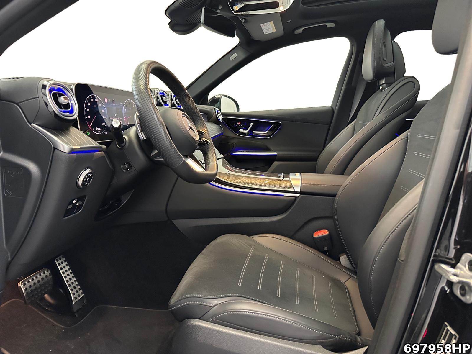 Fahrzeugabbildung Mercedes-Benz GLC 300 4M AMG Pano AHK Night Memory Lenkradhzg