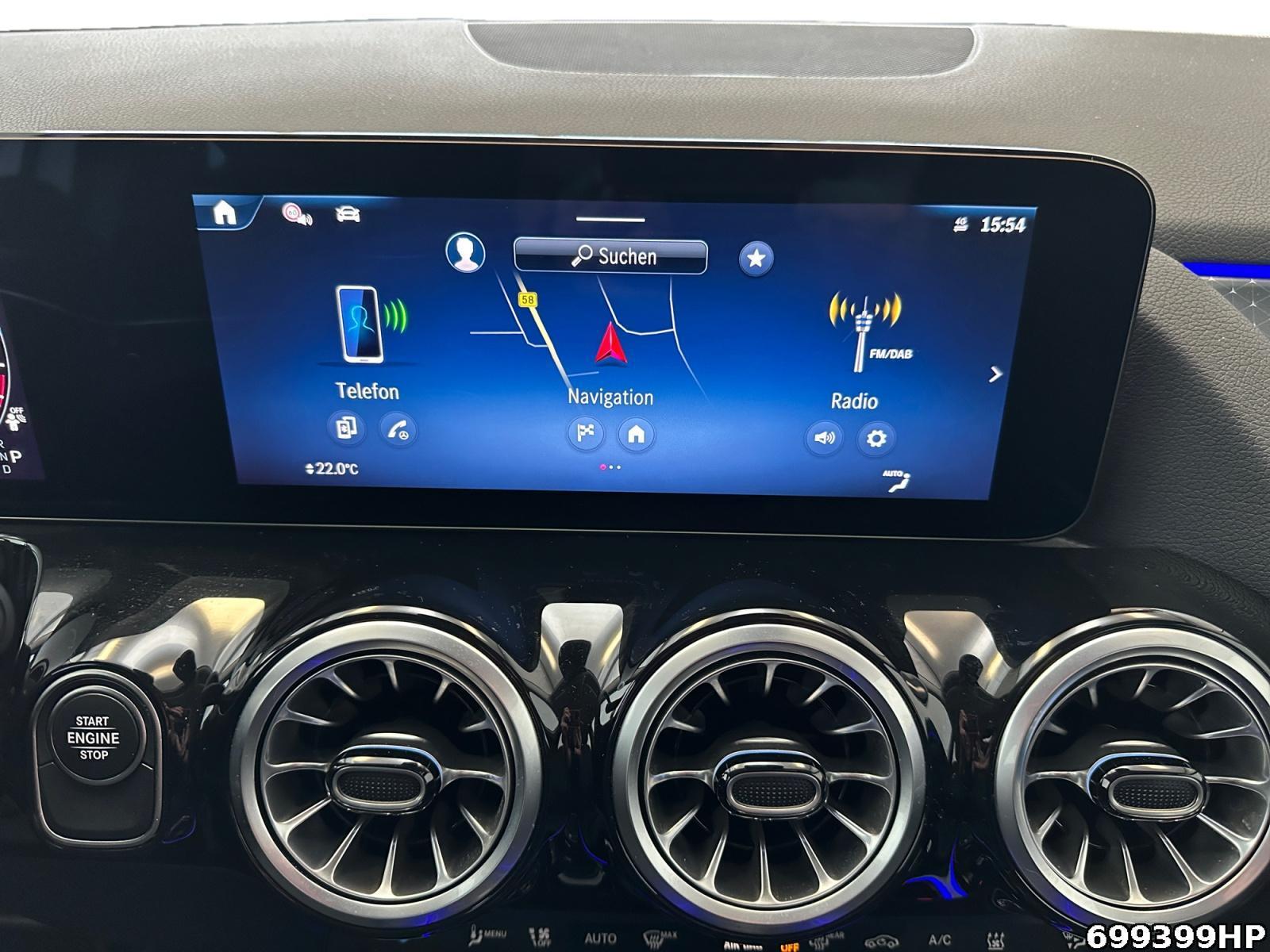 Fahrzeugabbildung Mercedes-Benz GLA 250 e Progressive AHK KEYLESS Ambiente LED