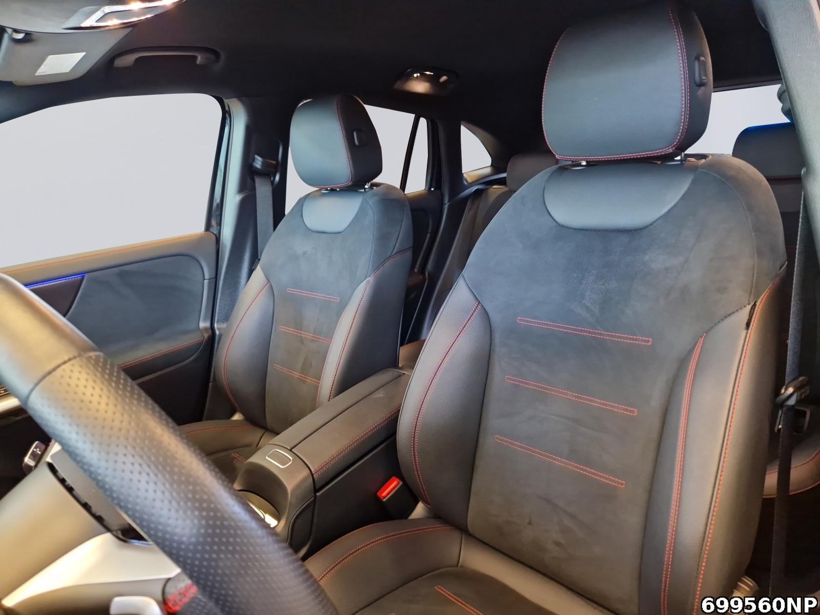 Fahrzeugabbildung Mercedes-Benz GLA 200 d AMG Line LED Kamera Keyless 19