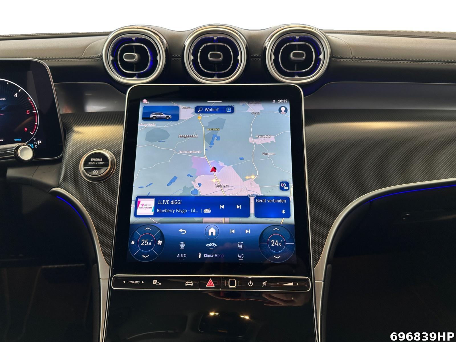 Fahrzeugabbildung Mercedes-Benz GLC 220 d 4M AMG Night AHK Memory Kamera 20