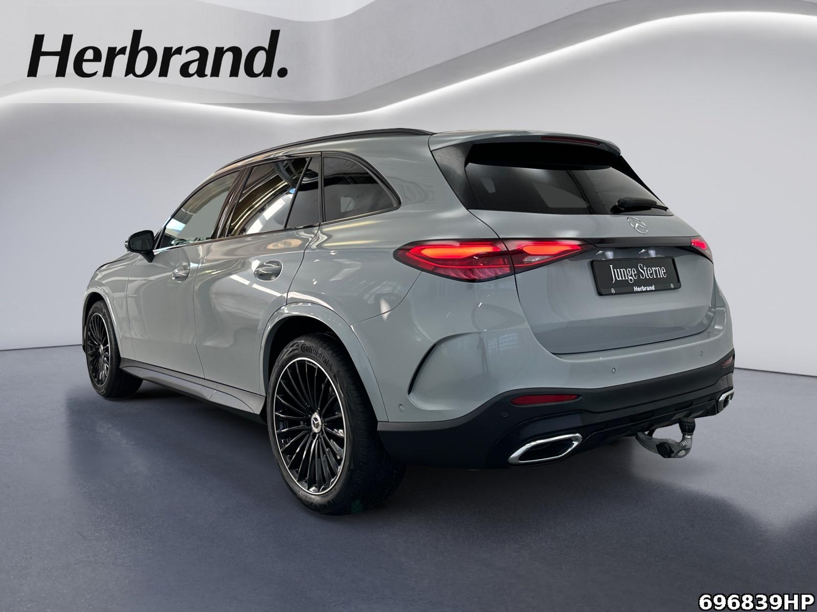 Fahrzeugabbildung Mercedes-Benz GLC 220 d 4M AMG Night AHK Memory Kamera 20