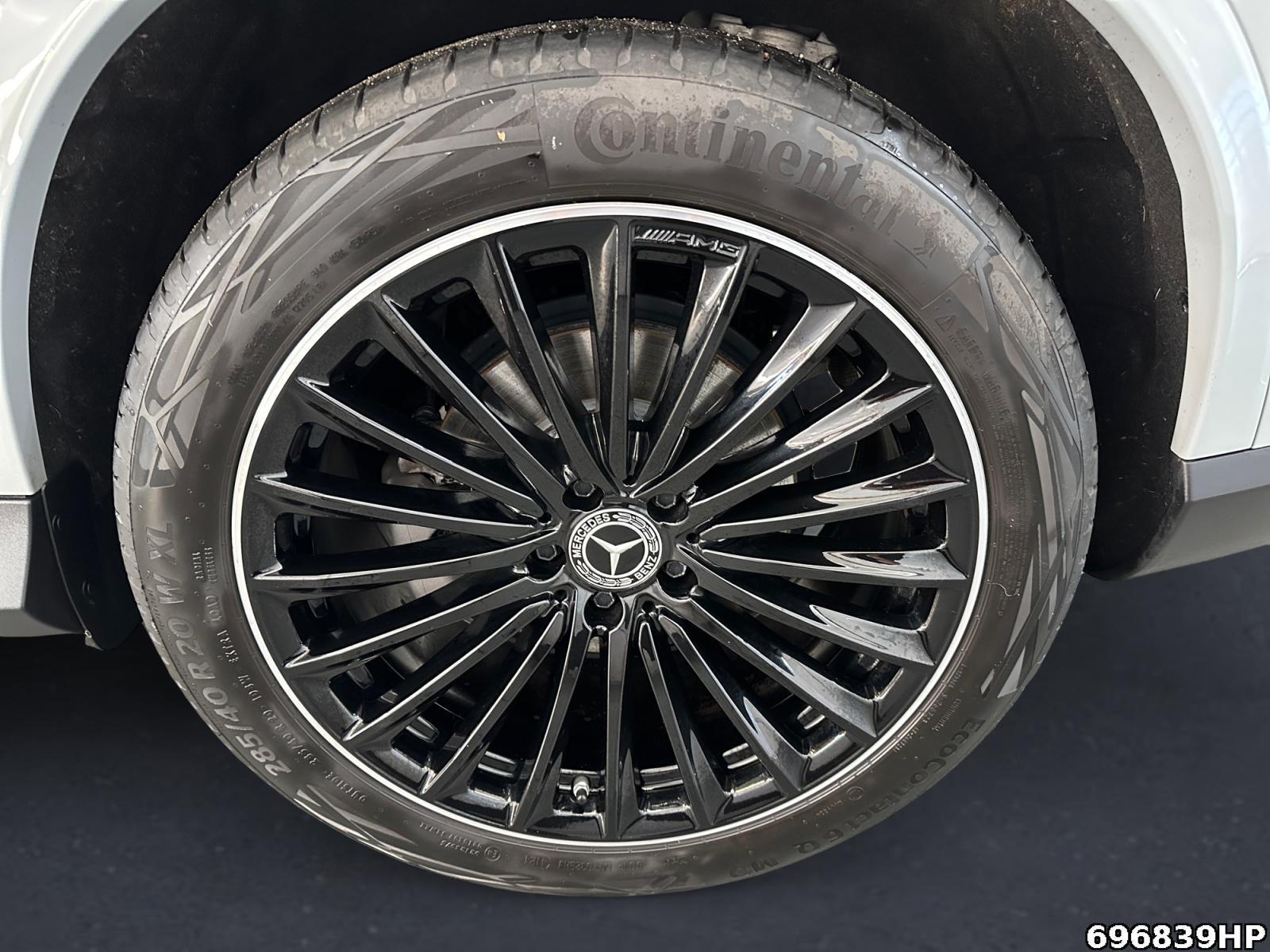 Fahrzeugabbildung Mercedes-Benz GLC 220 d 4M AMG Night AHK Memory Kamera 20