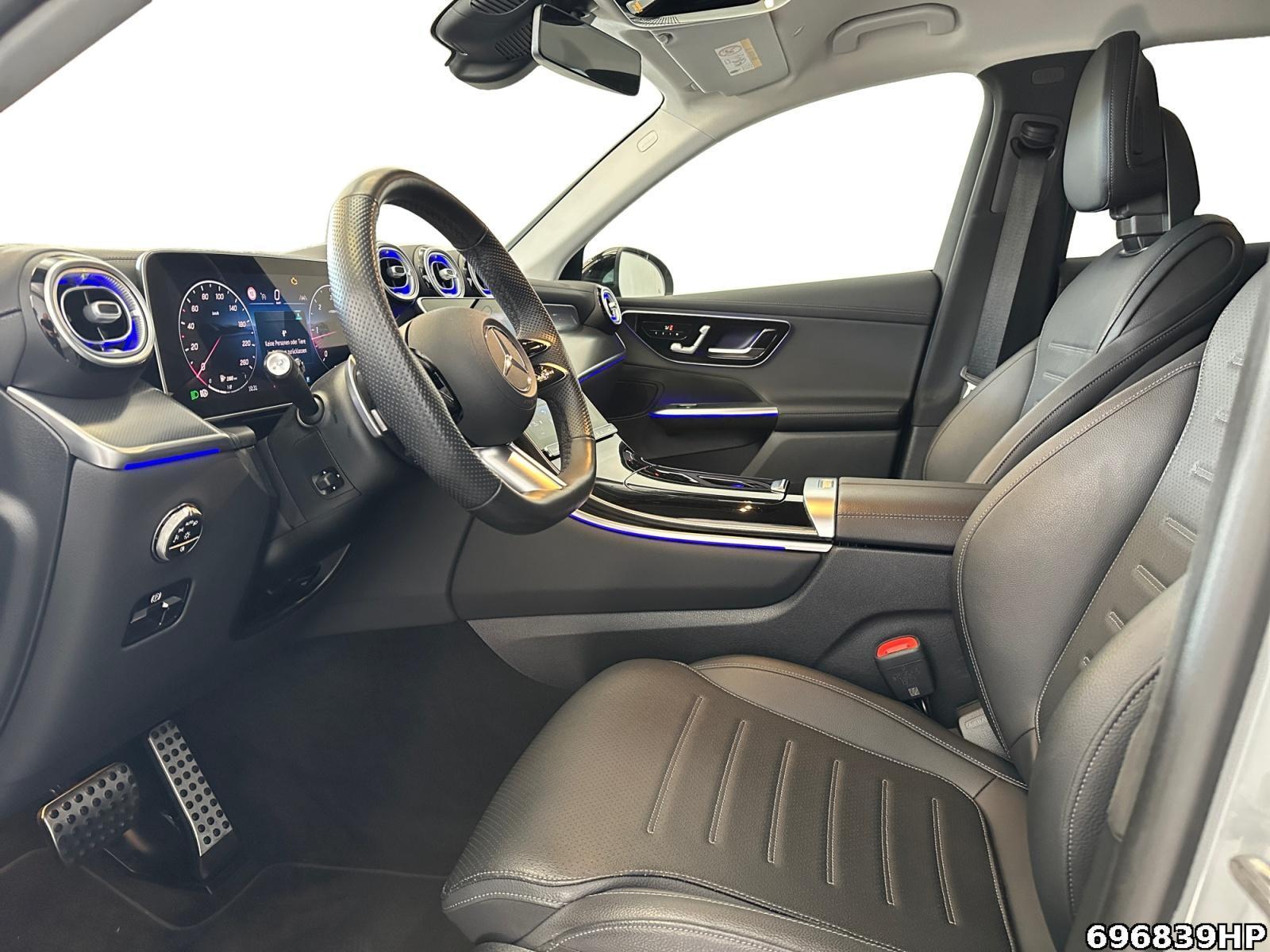 Fahrzeugabbildung Mercedes-Benz GLC 220 d 4M AMG Night AHK Memory Kamera 20