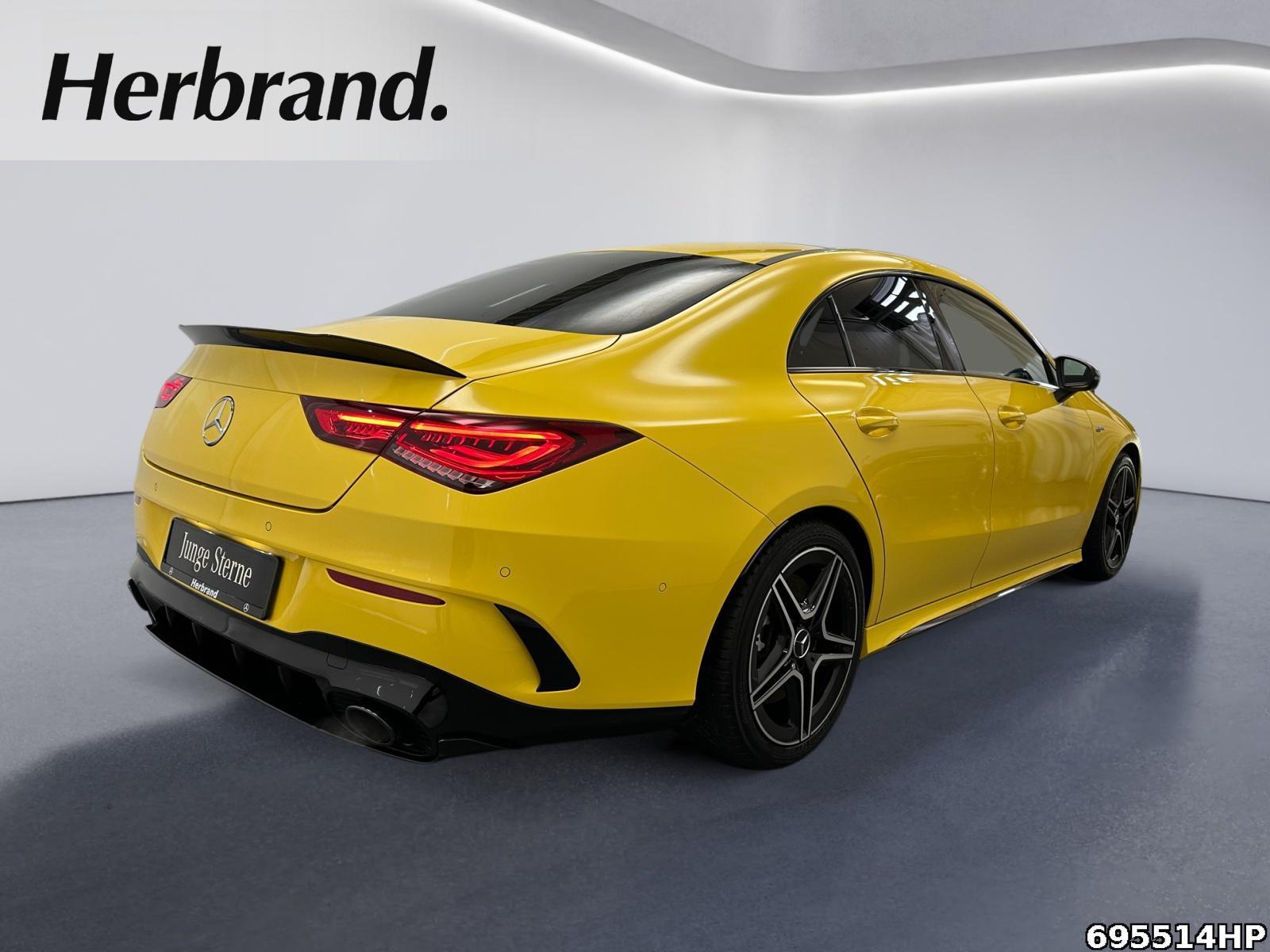 Fahrzeugabbildung Mercedes-Benz CLA 35 AMG 4M Coupé Night Pano Sound Kamera LED