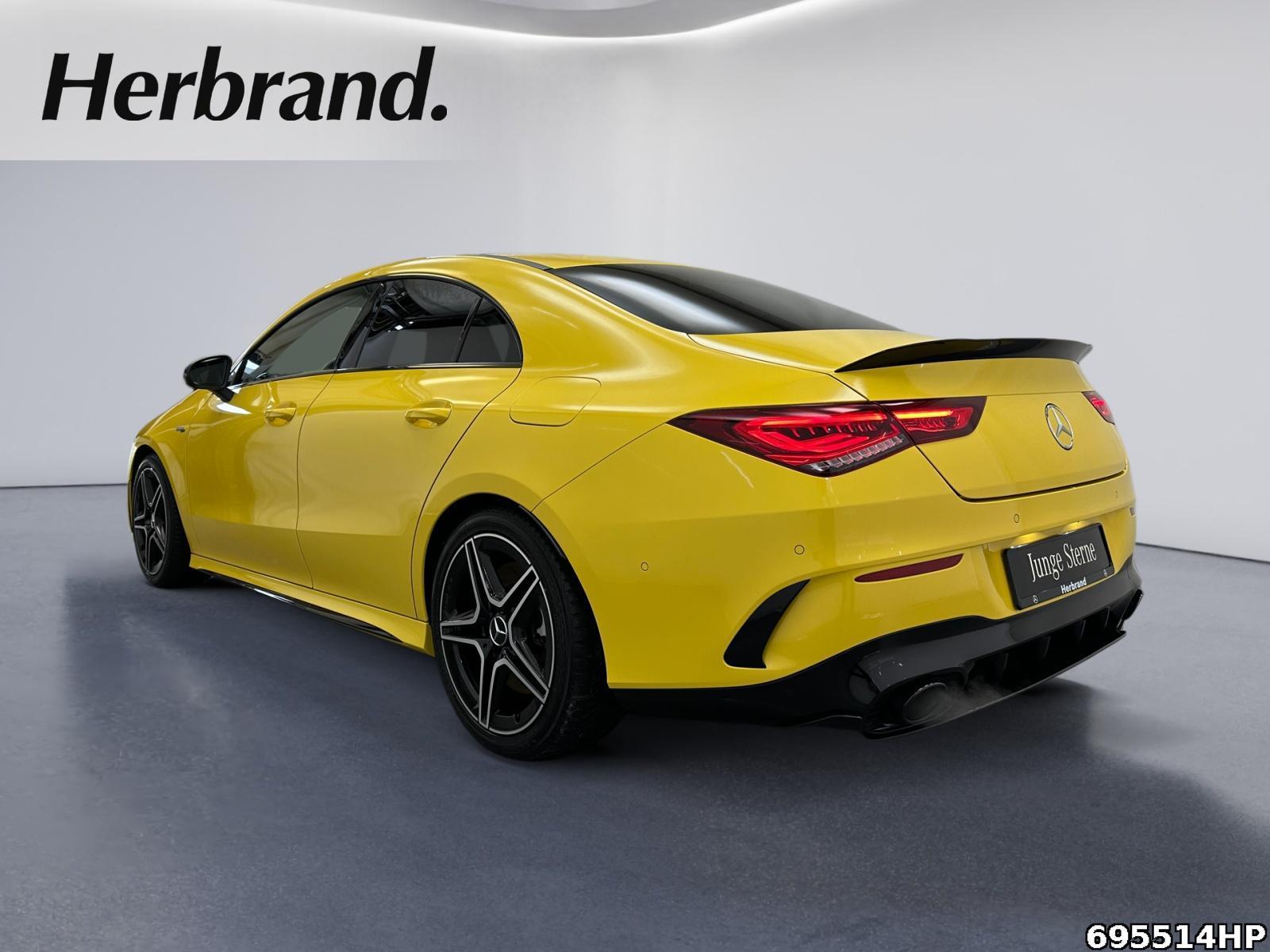 Fahrzeugabbildung Mercedes-Benz CLA 35 AMG 4M Coupé Night Pano Sound Kamera LED