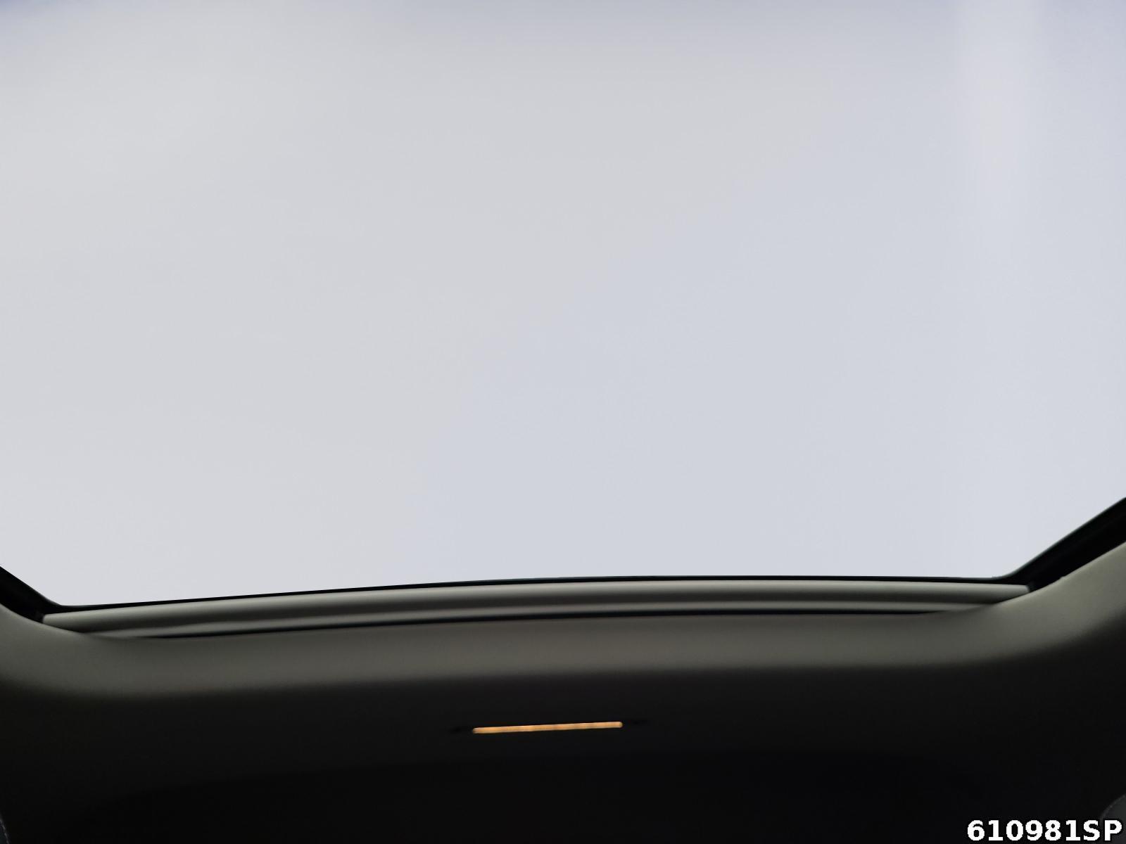 Fahrzeugabbildung Mercedes-Benz GLC 300 4M AMG Coupé Pano AHK Memory Kamera LED