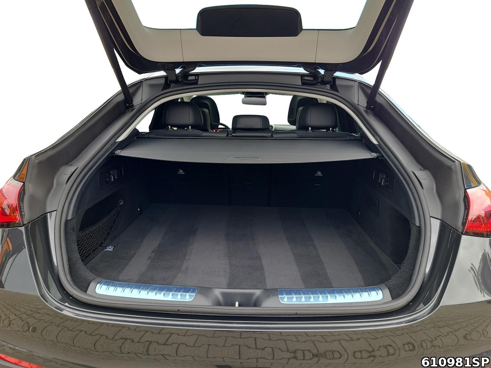 Fahrzeugabbildung Mercedes-Benz GLC 300 4M AMG Coupé Pano AHK Memory Kamera LED