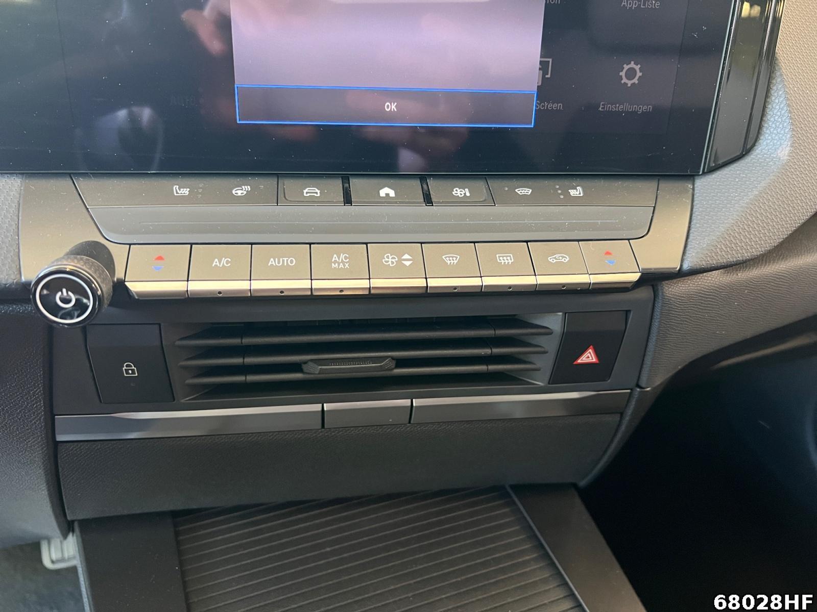 Fahrzeugabbildung Opel Astra Sports Tourer, Ultimate