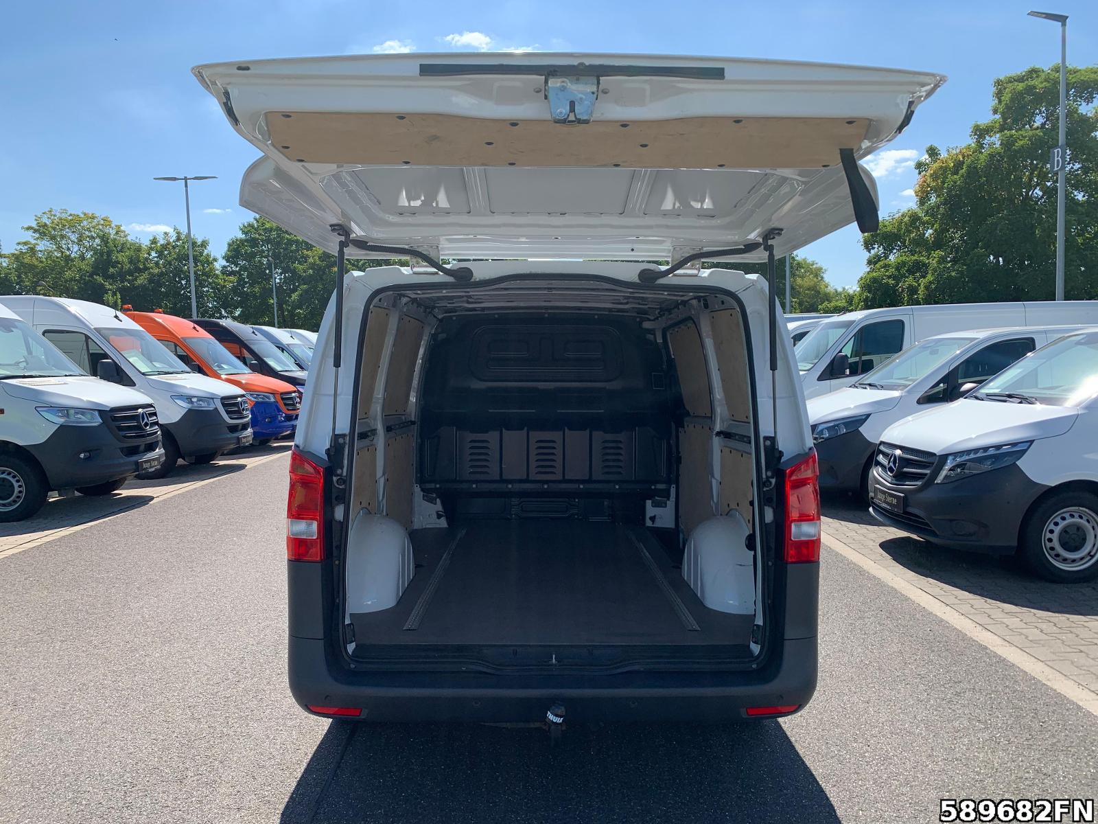 Fahrzeugabbildung Mercedes-Benz Vito 116 L 4x4 KLIMA*STANDHEIZ*AHK 2,5*AUTOMATIK