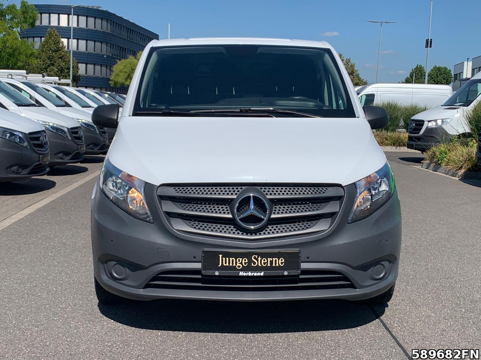Fahrzeugabbildung Mercedes-Benz Vito 116 L 4x4 KLIMA*STANDHEIZ*AHK 2,5*AUTOMATIK