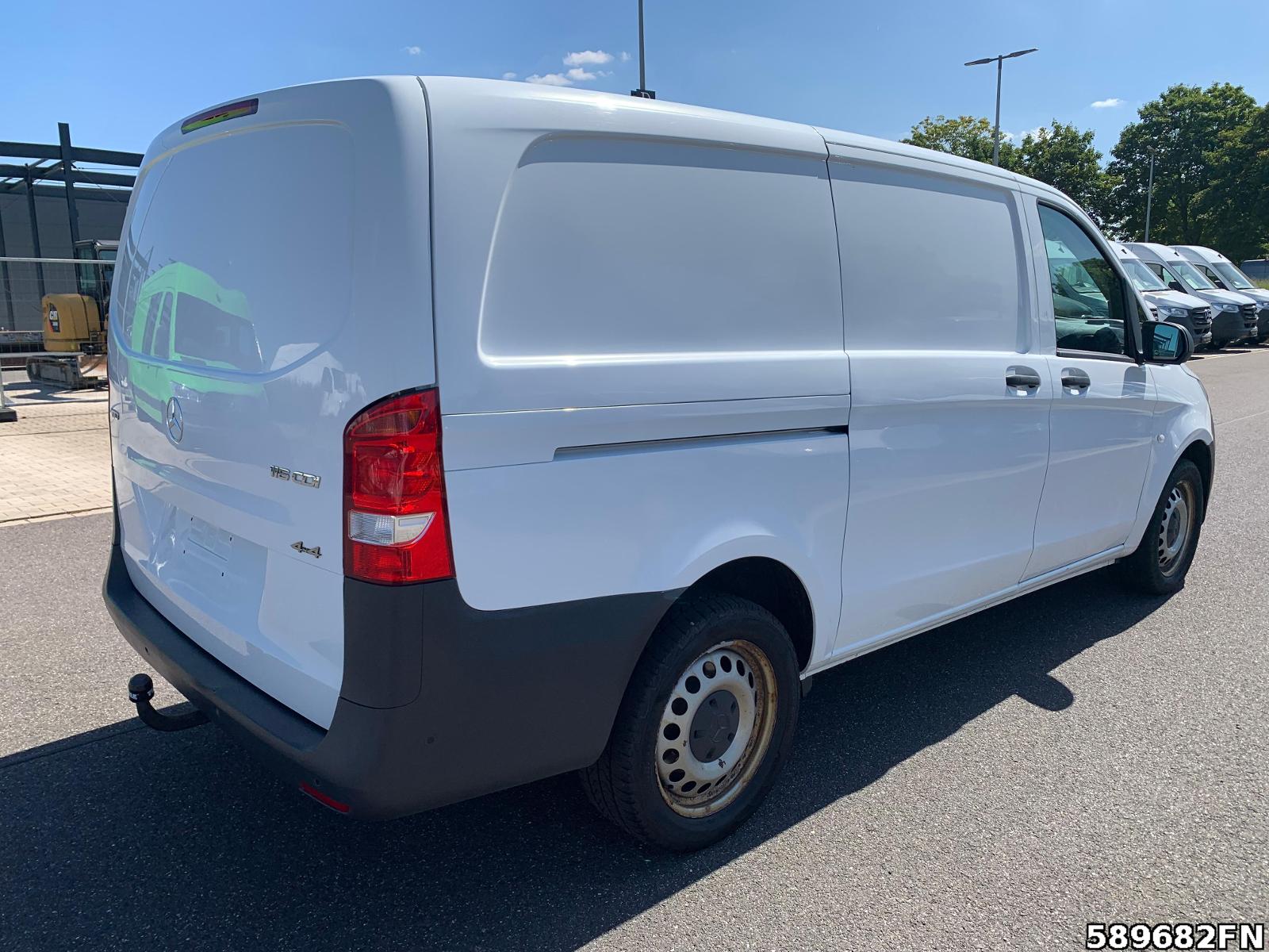Fahrzeugabbildung Mercedes-Benz Vito 116 L 4x4 KLIMA*STANDHEIZ*AHK 2,5*AUTOMATIK