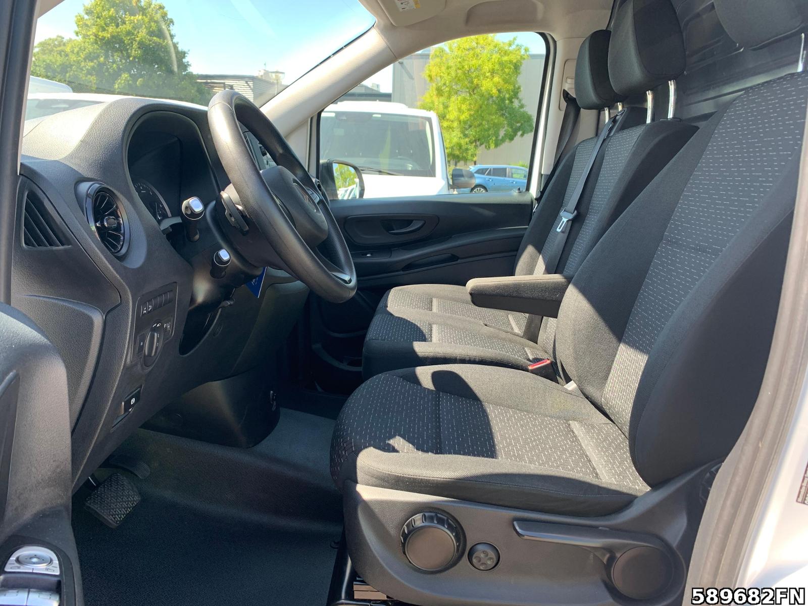 Fahrzeugabbildung Mercedes-Benz Vito 116 L 4x4 KLIMA*STANDHEIZ*AHK 2,5*AUTOMATIK