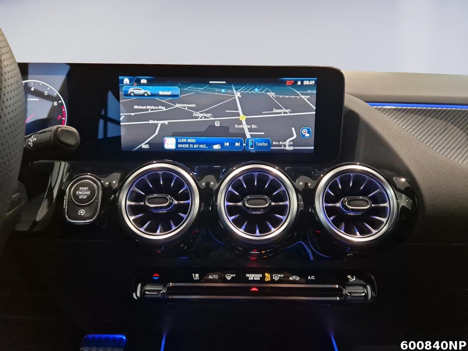 Fahrzeugabbildung Mercedes-Benz GLA 180 AMG LED KEYLESS Kamera Widescreen MBUX