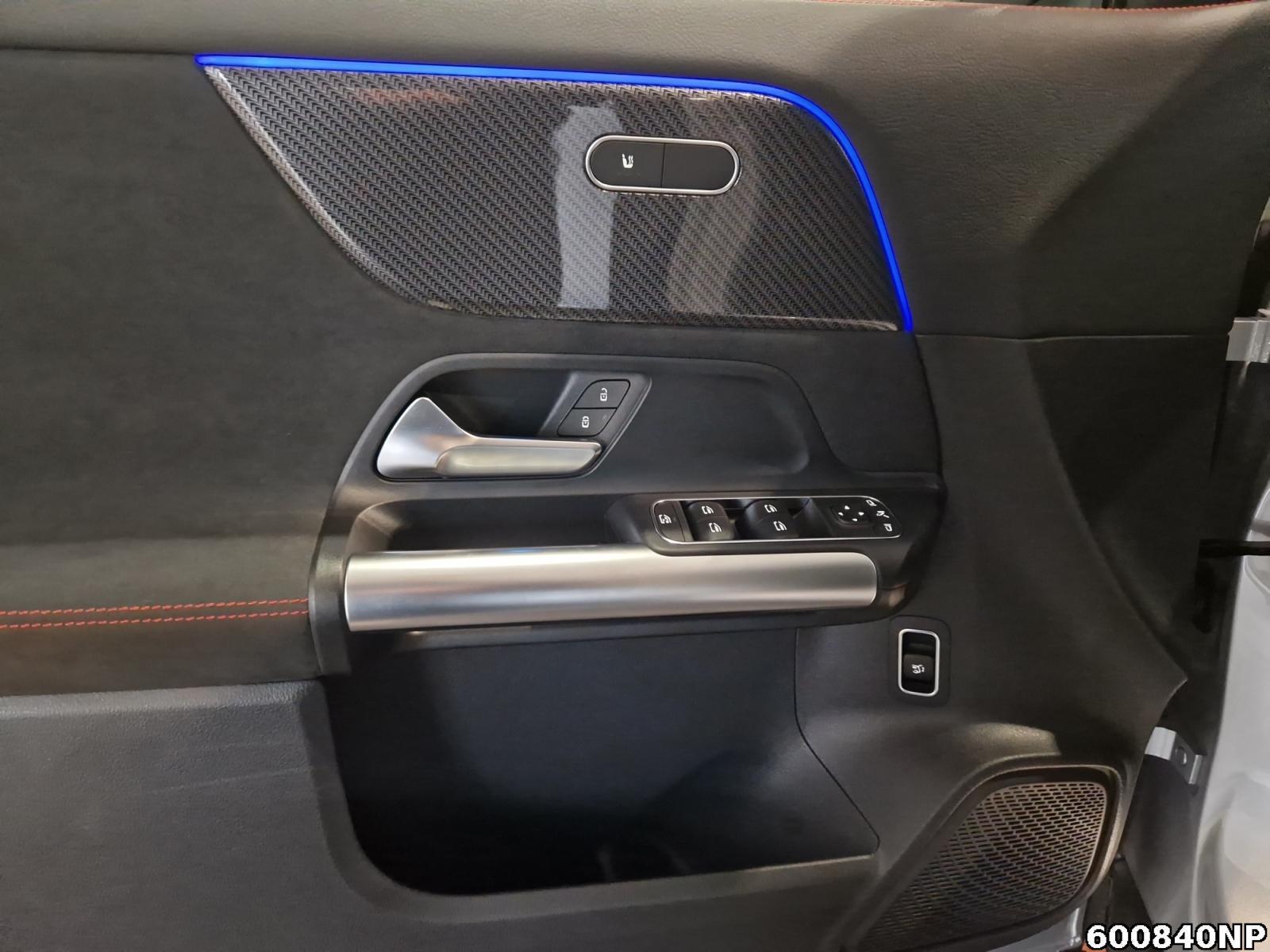 Fahrzeugabbildung Mercedes-Benz GLA 180 AMG LED KEYLESS Kamera Widescreen MBUX