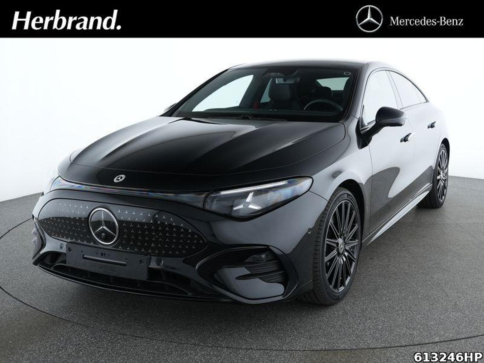 Mercedes-Benz CLA 200 AMG Pano Distronic Superscreen LED
