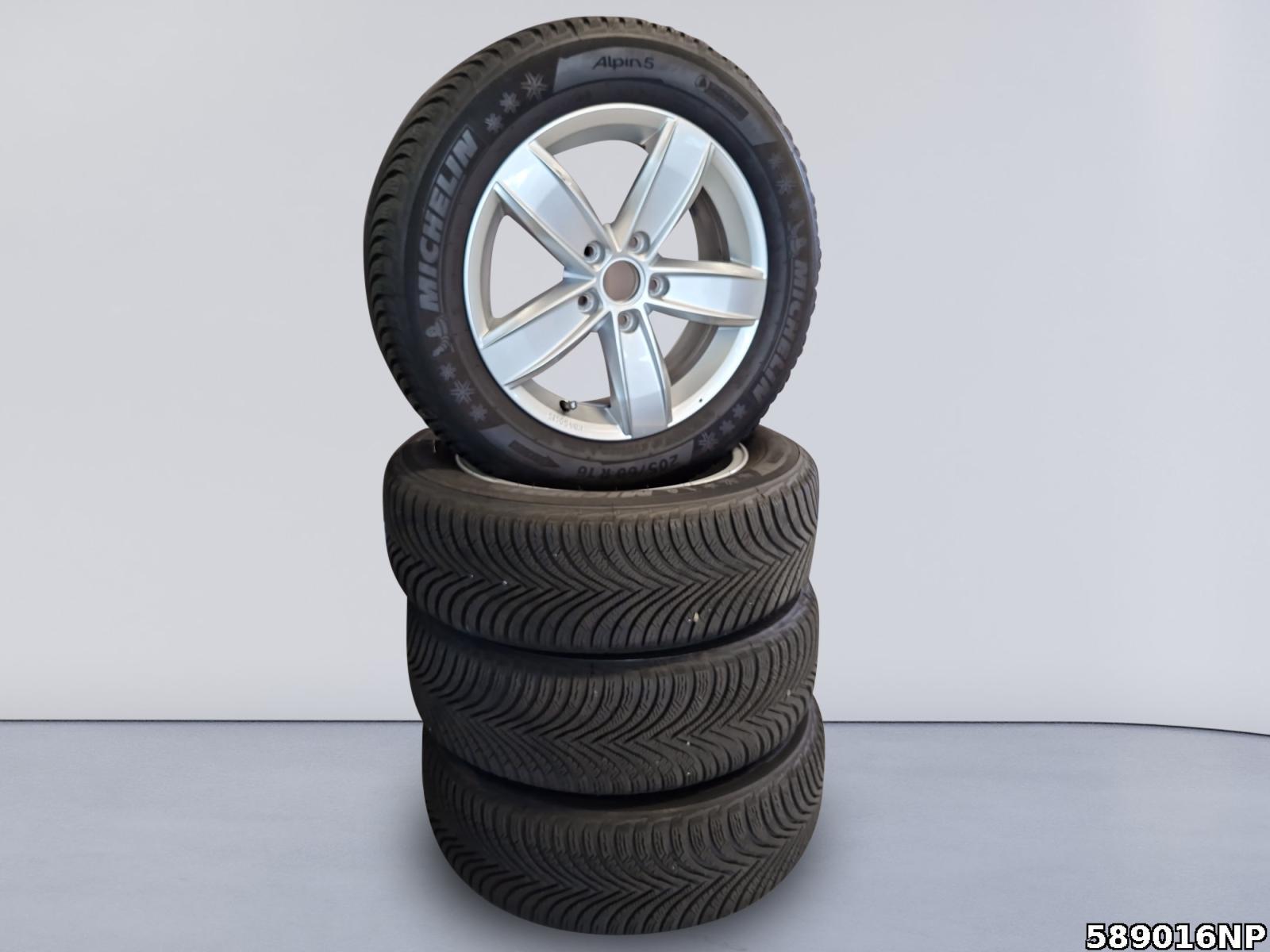 Fahrzeugabbildung Volkswagen T-Roc 1.5 TSI Sport Black-Style Kamera AHK