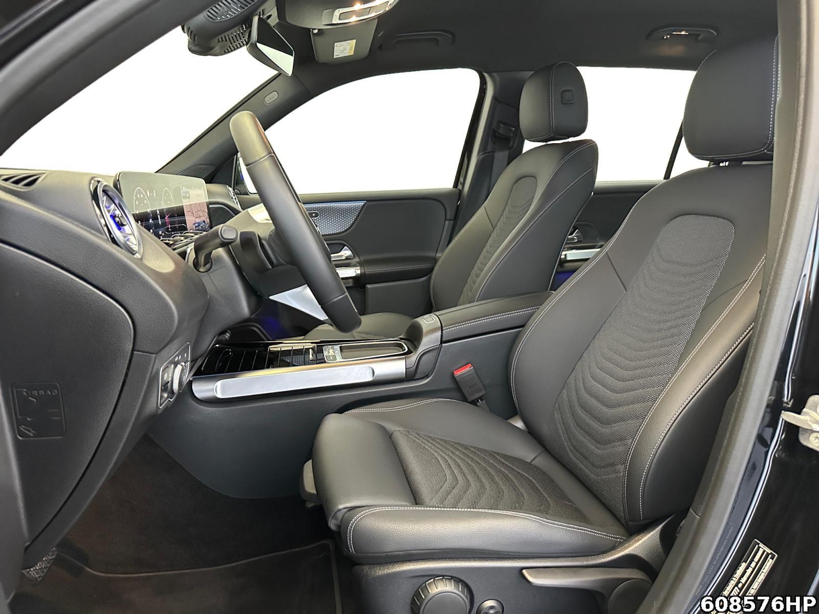 Fahrzeugabbildung Mercedes-Benz GLB 200 Progressive 7 Sitzer Distronic Ambiente