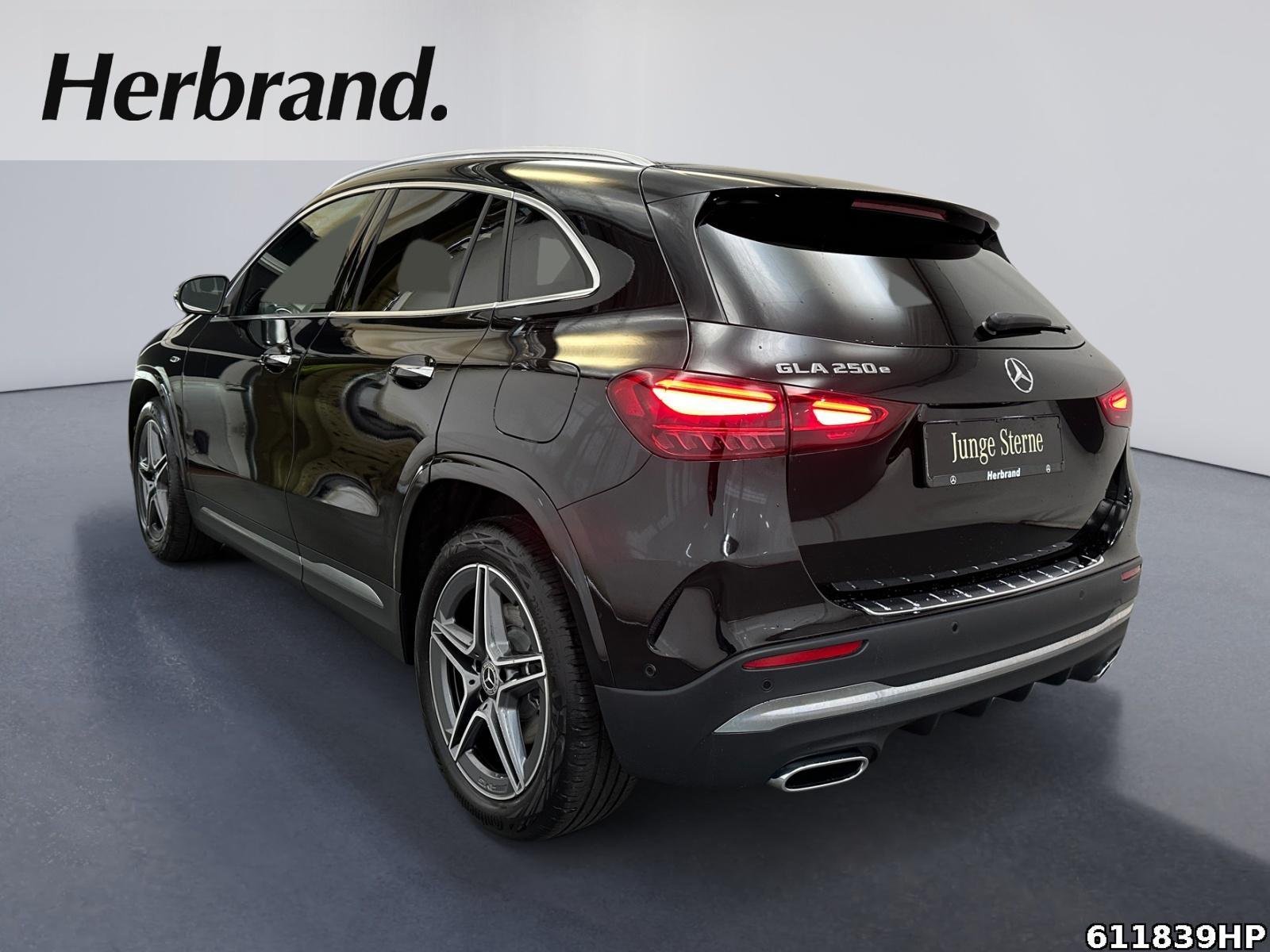 Fahrzeugabbildung Mercedes-Benz GLA 250 e AMG Keyless Standh. Kamera Multibeam.