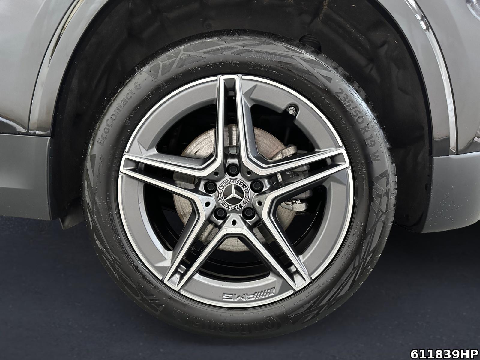 Fahrzeugabbildung Mercedes-Benz GLA 250 e AMG Keyless Standh. Kamera Multibeam.