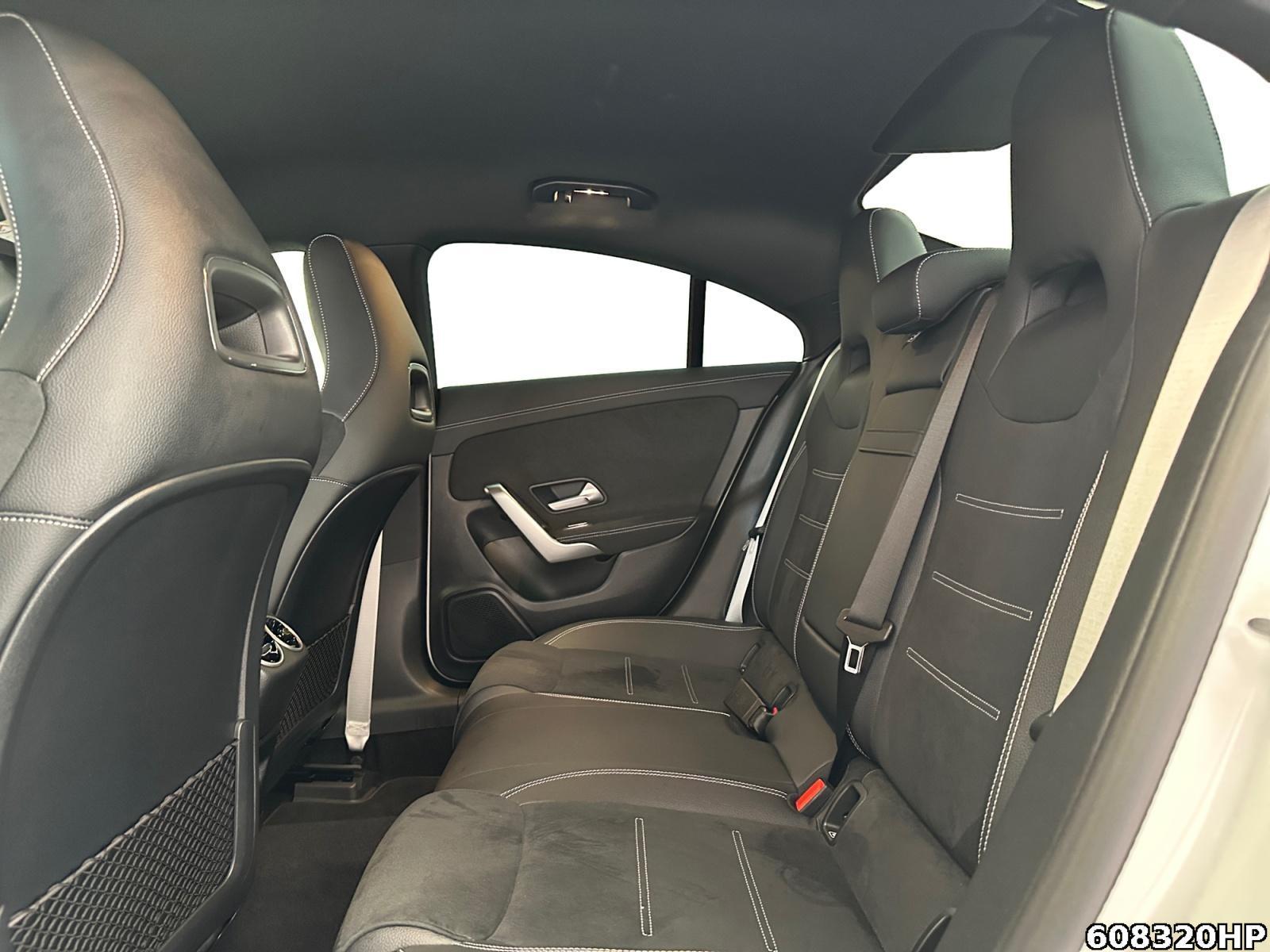 Fahrzeugabbildung Mercedes-Benz CLA 200 AMG DISTRONIC Night-Paket Rückfahrkam