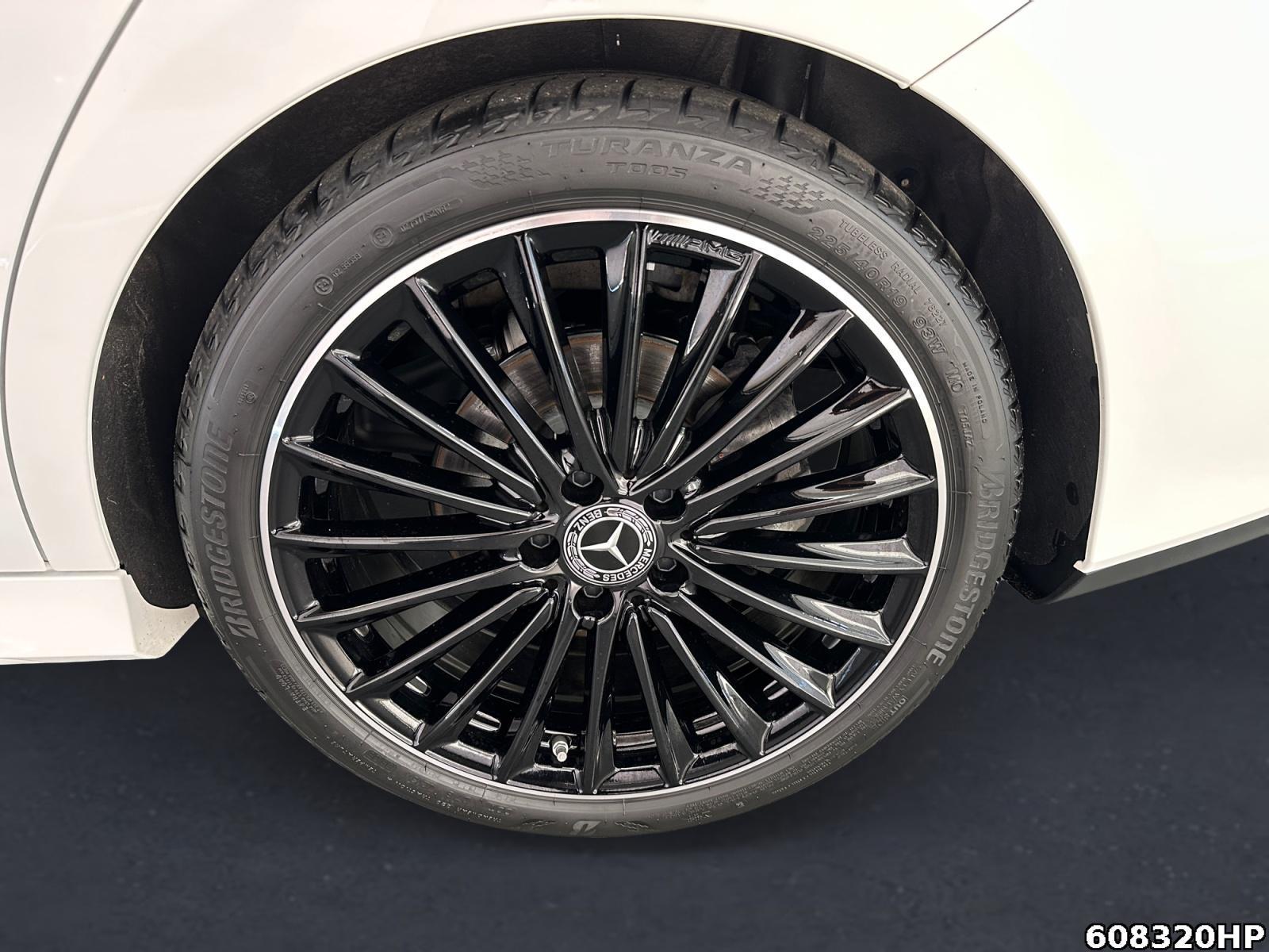 Fahrzeugabbildung Mercedes-Benz CLA 200 AMG DISTRONIC Night-Paket Rückfahrkam