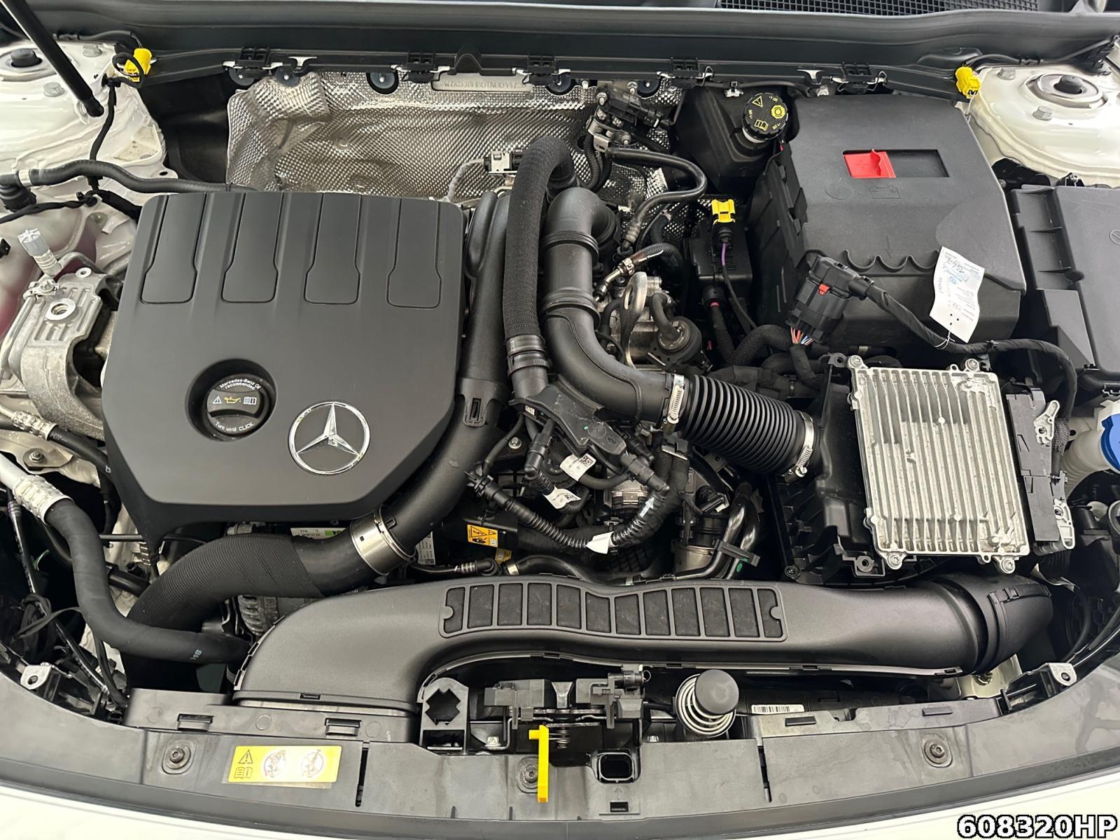 Fahrzeugabbildung Mercedes-Benz CLA 200 AMG DISTRONIC Night-Paket Rückfahrkam