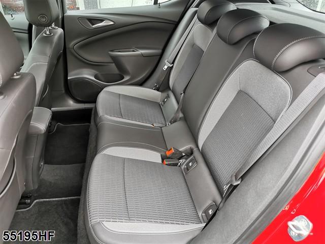 Fahrzeugabbildung Opel Astra K Design & Tech+NAVI+SHZ+USB+LED+S&S+PDC+