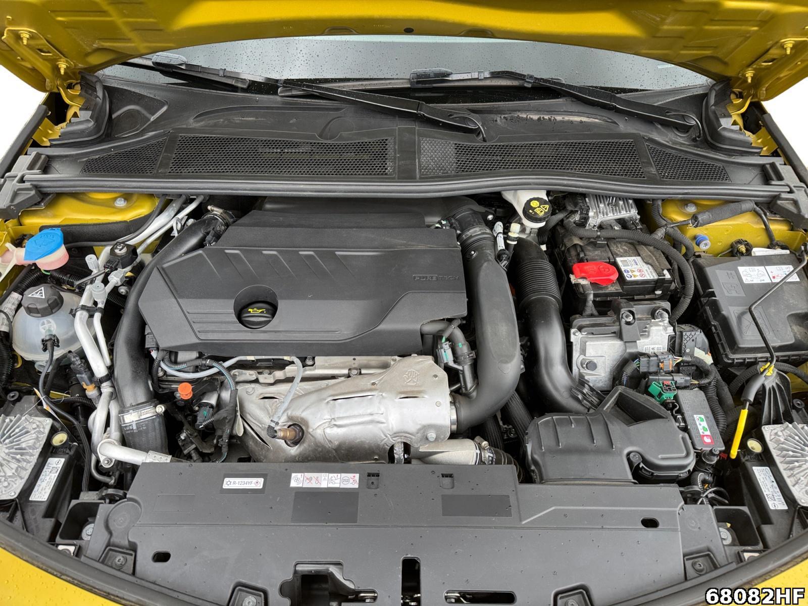 Fahrzeugabbildung Opel Astra Ultimate 1,6 Hybrid 133kW
