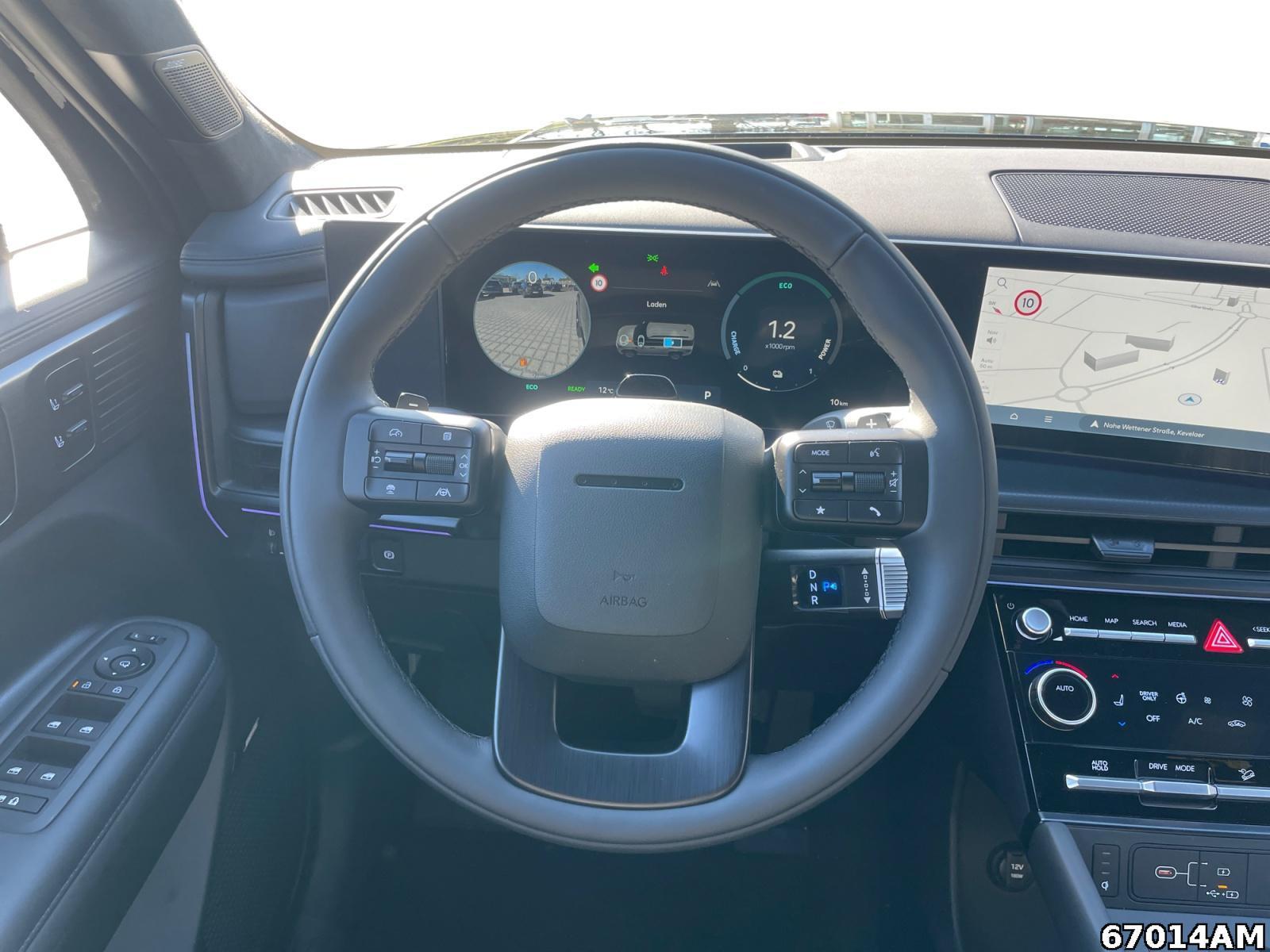 Fahrzeugabbildung Hyundai Santa Fe HEV Blackline