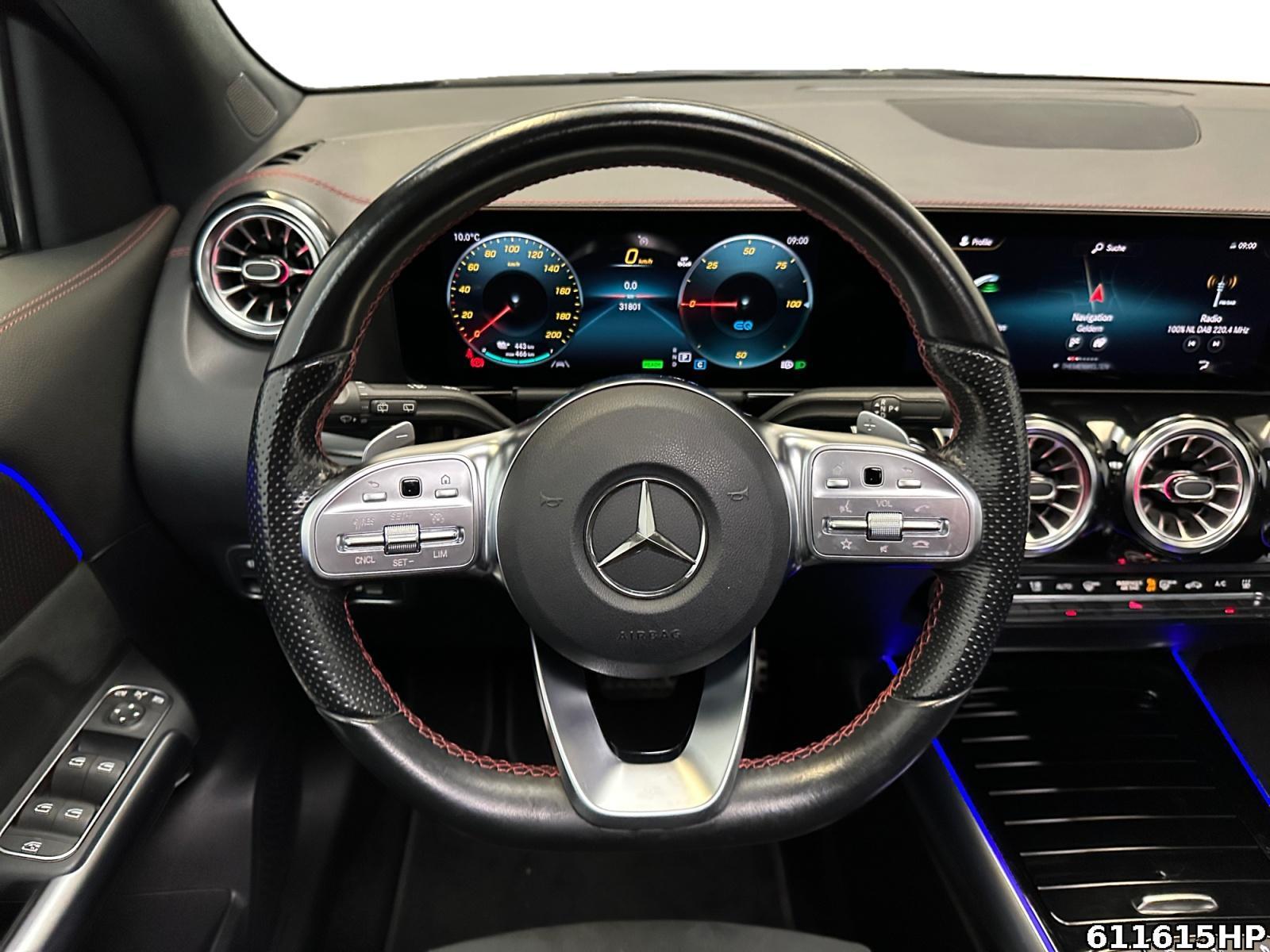 Fahrzeugabbildung Mercedes-Benz EQA AMG Pano Night 19