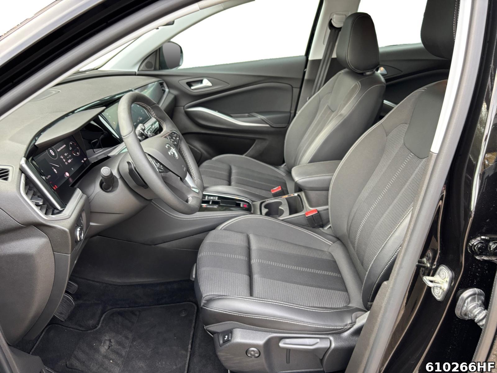 Fahrzeugabbildung Opel Grandland X (X) 1.2 Turbo GS Line (EURO 6e)