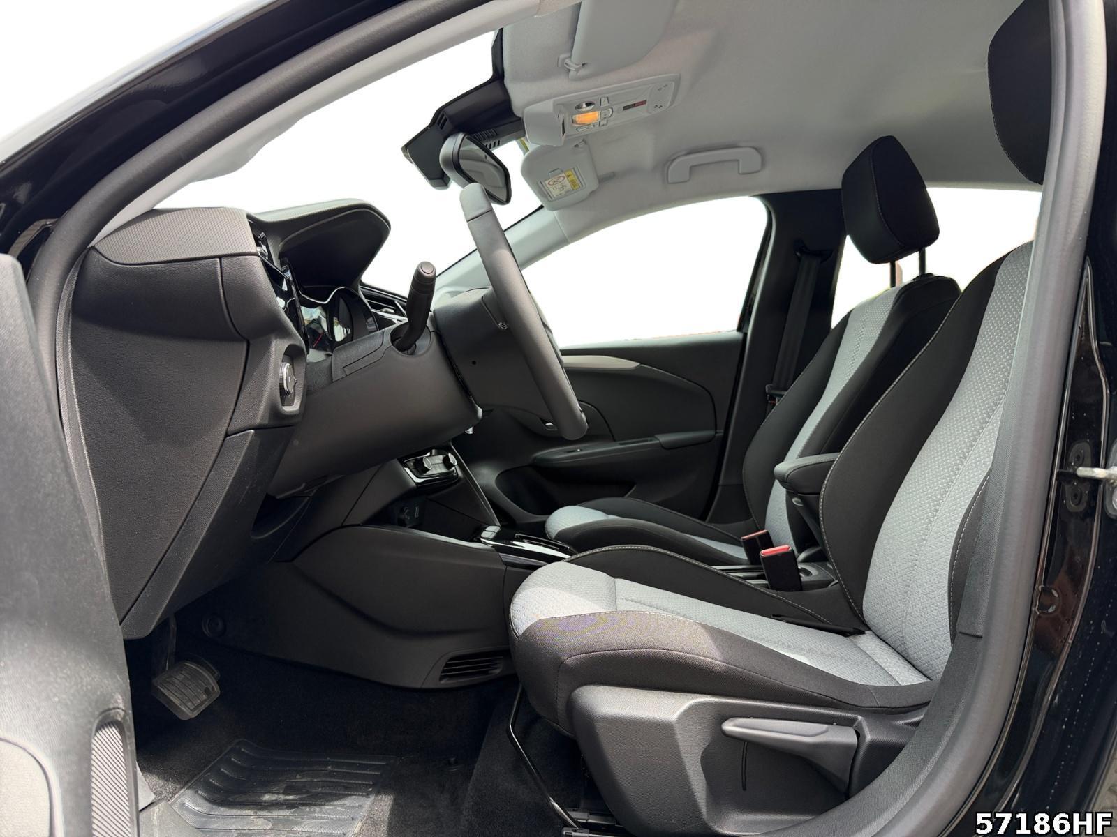 Fahrzeugabbildung Opel Corsa Edition*Parksensoren*Carplay*Allwetter