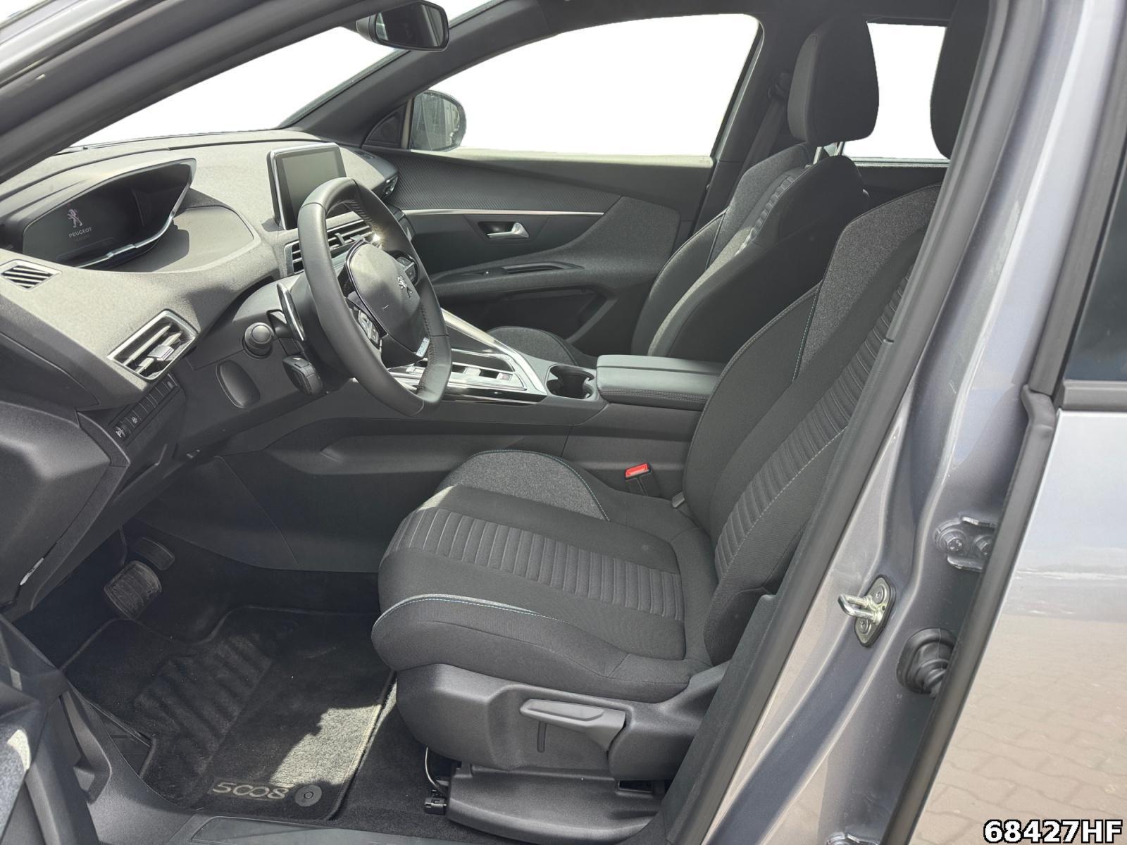 Fahrzeugabbildung Peugeot 5008 Active Pack