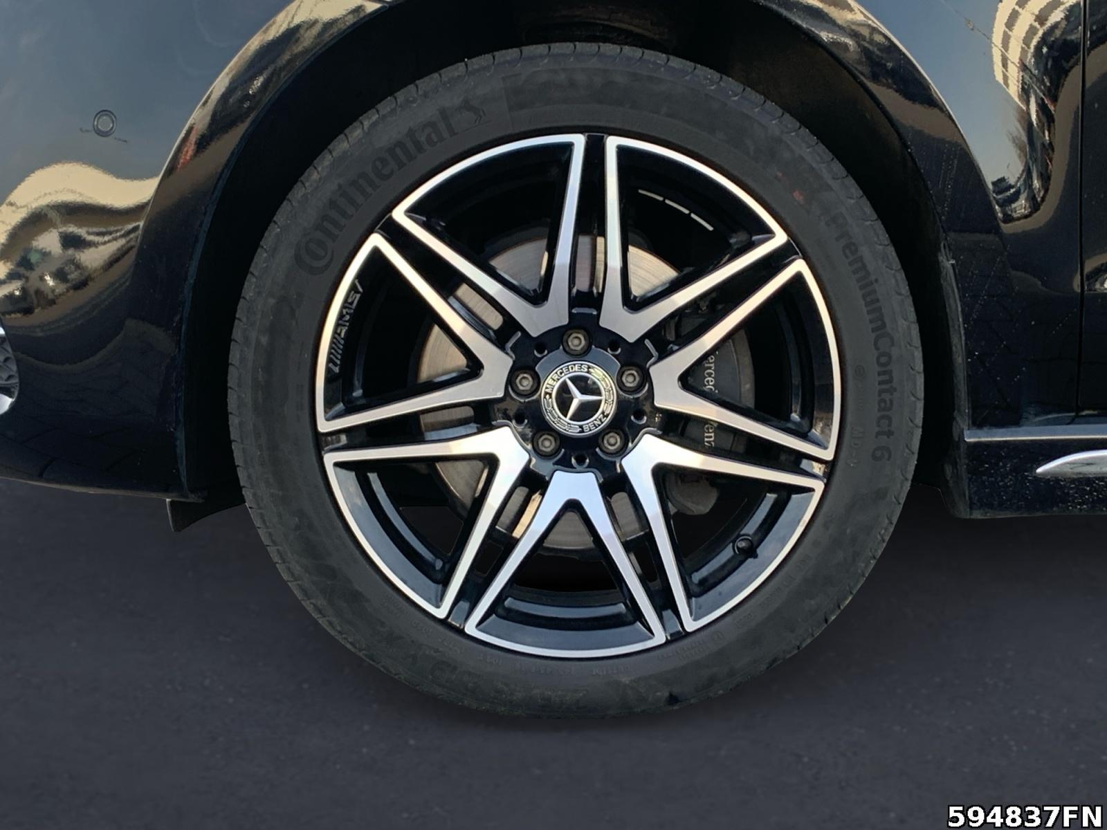 Fahrzeugabbildung Mercedes-Benz V 300 AVG/L 4MATIC AMG AIRMATIC*STANDHZ*DISTRONI