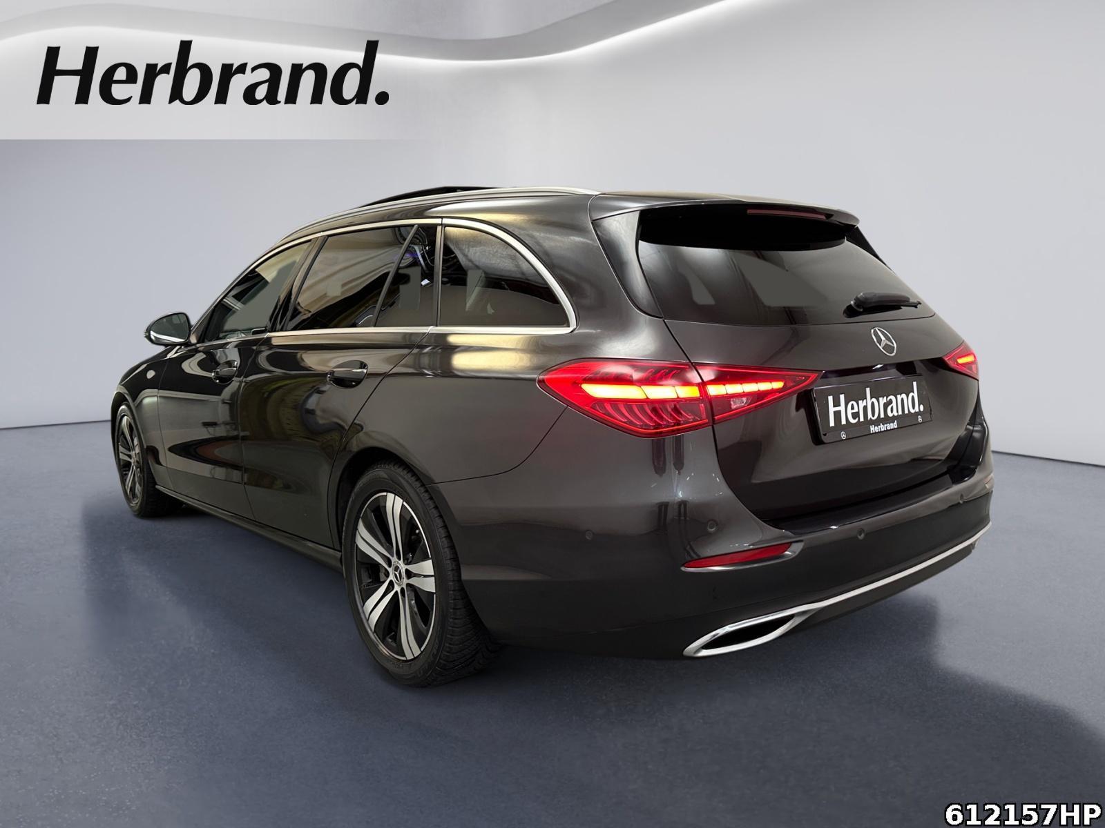 Fahrzeugabbildung Mercedes-Benz C 200 T Avantgarde Panorama Ambienete Rückfahrka