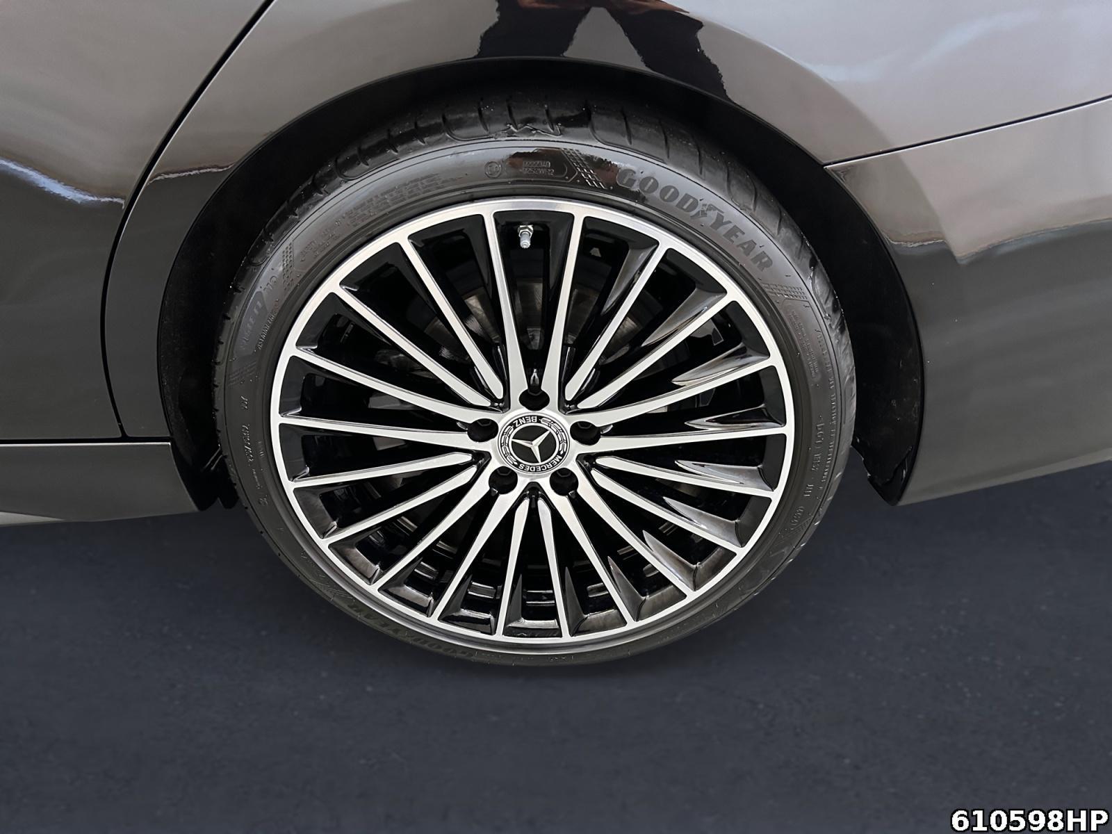 Fahrzeugabbildung Mercedes-Benz C 180 AMG 360° Night Distronic Memory LED Totw.