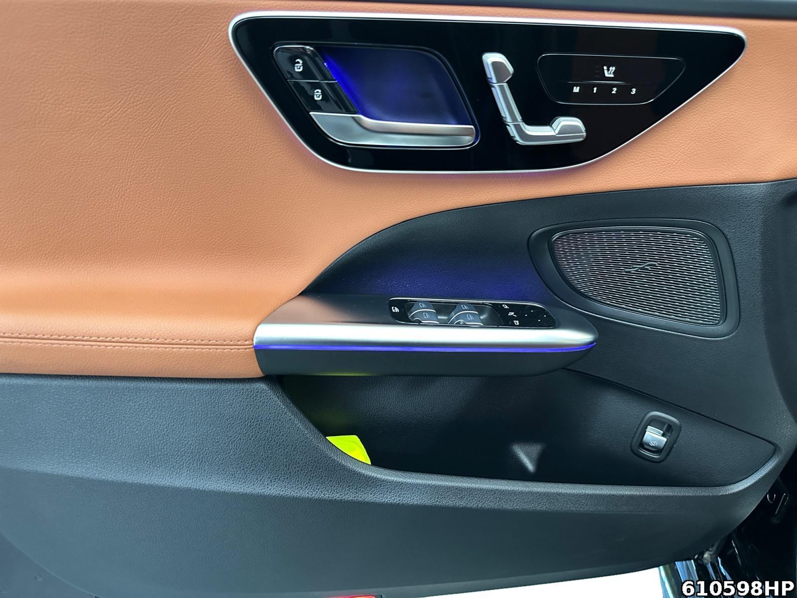 Fahrzeugabbildung Mercedes-Benz C 180 AMG 360° Night Distronic Memory LED Totw.