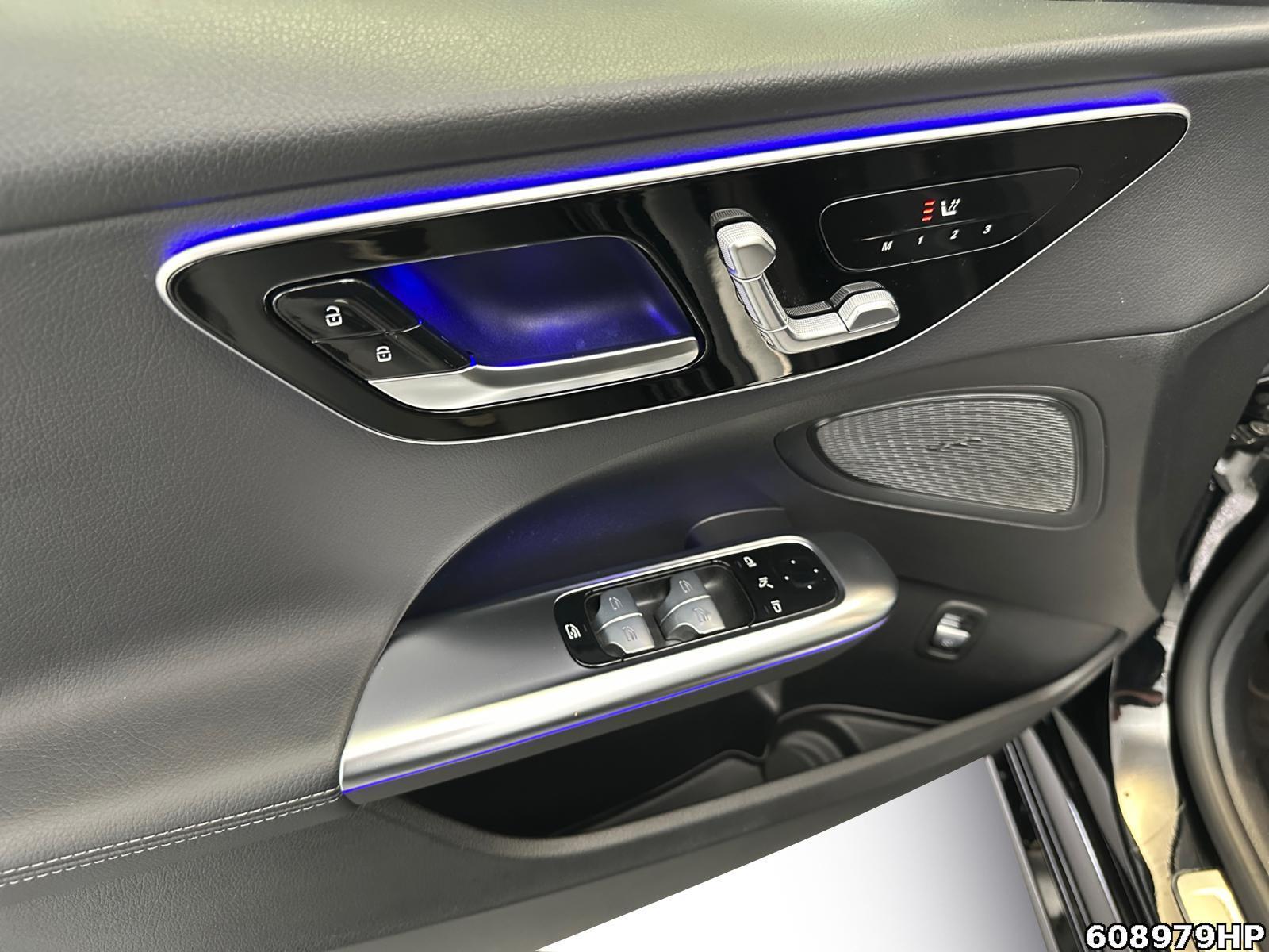 Fahrzeugabbildung Mercedes-Benz C 200 d T Avantgarde DISTRONIC Panoramadach AHK