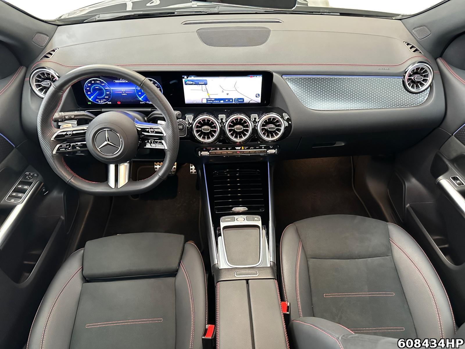Fahrzeugabbildung Mercedes-Benz EQA 4M AMG Pano AHK Night Kamera Carplay LED