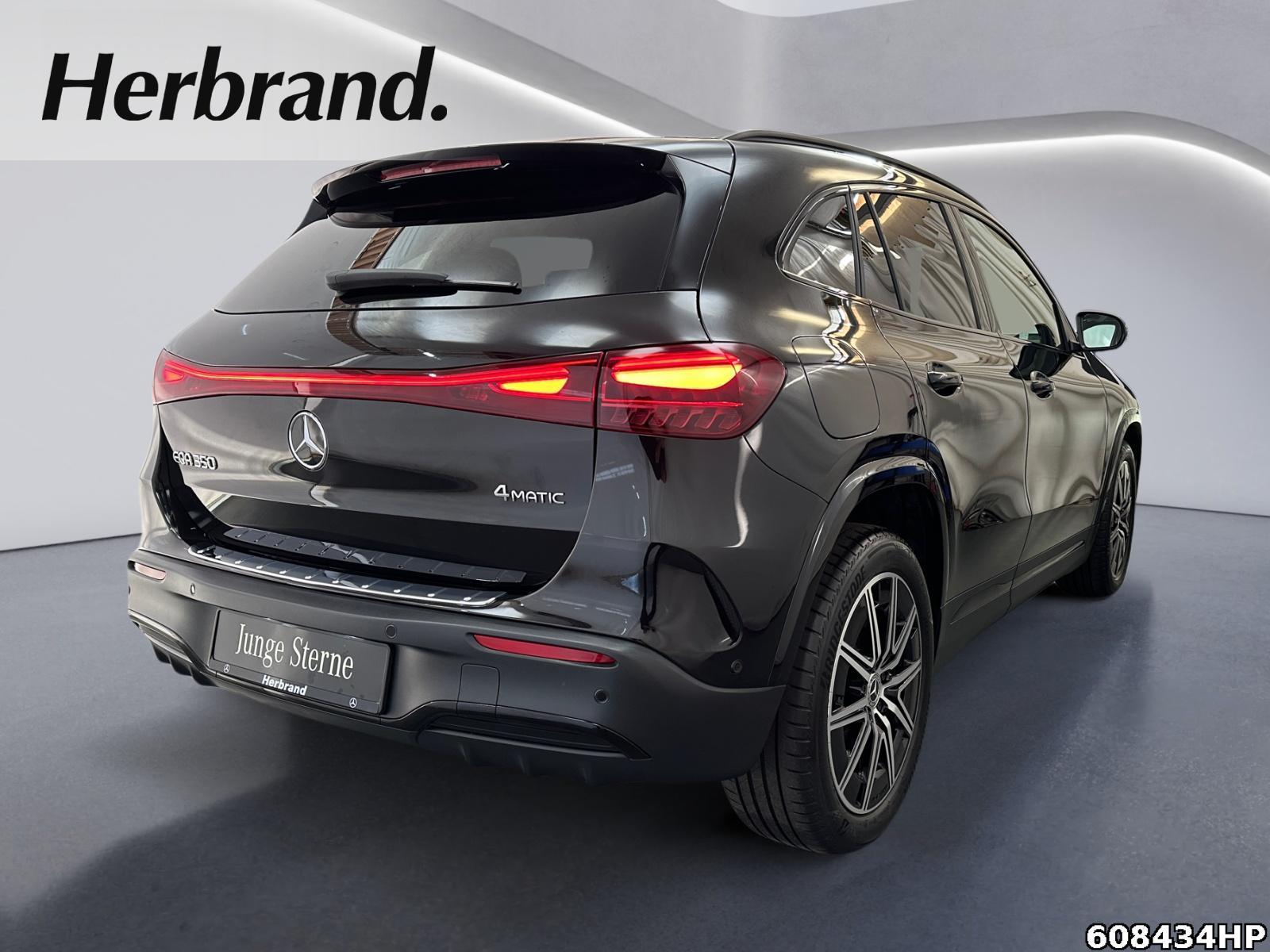 Fahrzeugabbildung Mercedes-Benz EQA 4M AMG Pano AHK Night Kamera Carplay LED