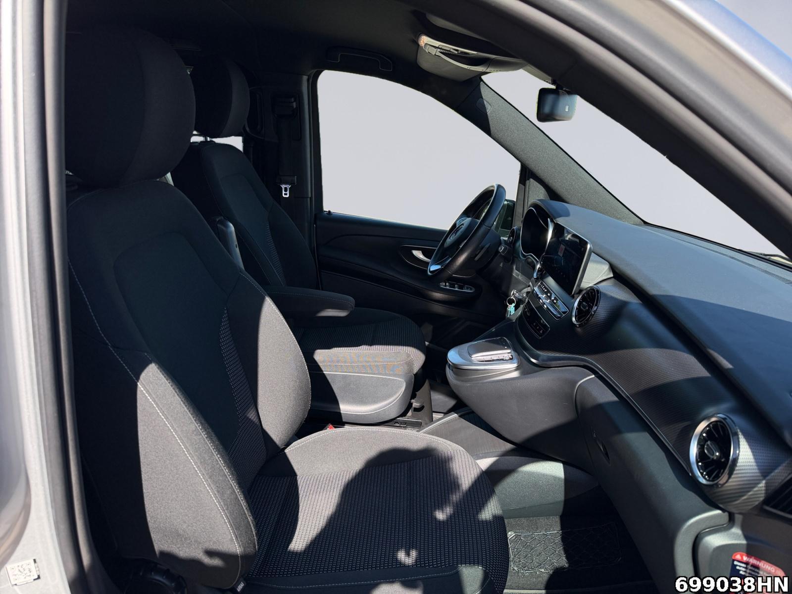 Fahrzeugabbildung Mercedes-Benz V 250 ED/L *AMG*AHK2,5*SHZ*KLIMA*MBUX10,25*EASYP